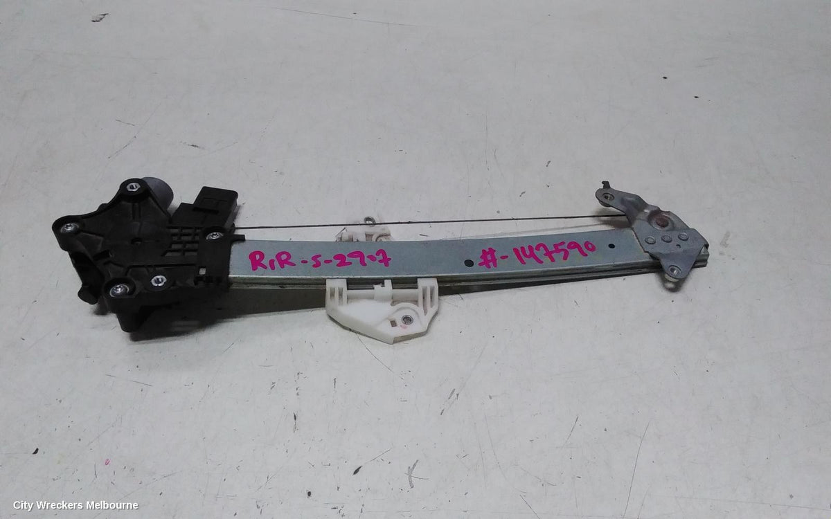 MITSUBISHI OUTLANDER RIGHT REAR WND REG/MOTOR, ZM, DOOR REG ASSY (REG AND MOTOR), 08/2021 ONWARDS - Image 1