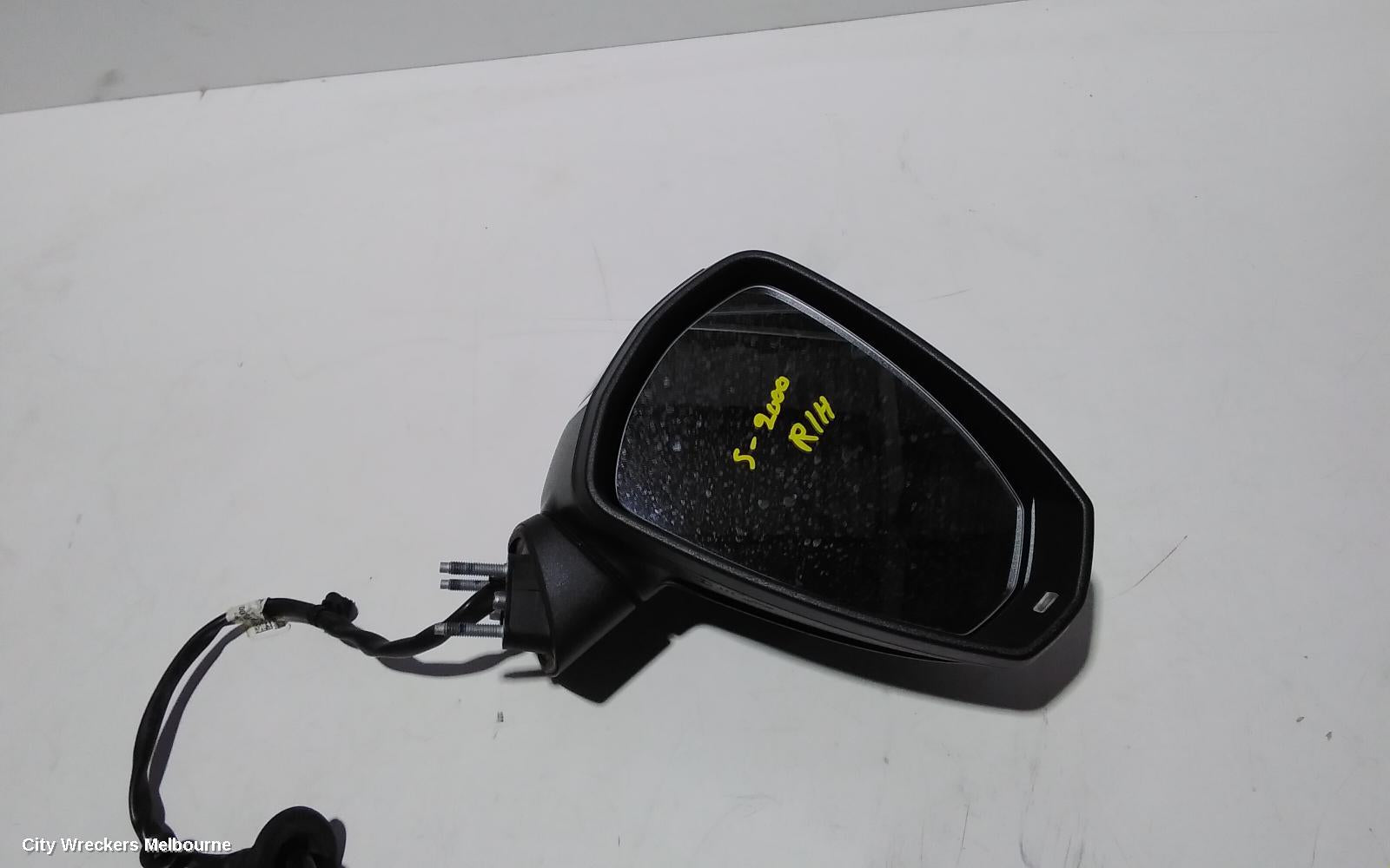 AUDI A3 RIGHT DOOR MIRROR, 8V, A3, SEDAN, MANUAL FOLD, NON LANE CHANGE ASSIST TYPE (6XC/7Y0), 11/2013 - 10/2020 - Image 1