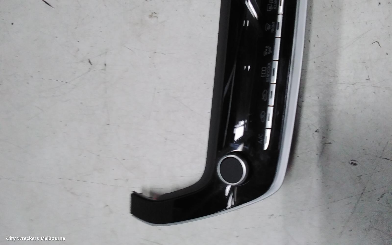 TOYOTA COROLLA HEATER/AC CONTROLS, E210, SINGLE ZONE CLIMATE CONTROL TYPE, 07/2018 ONWARDS - Image 3