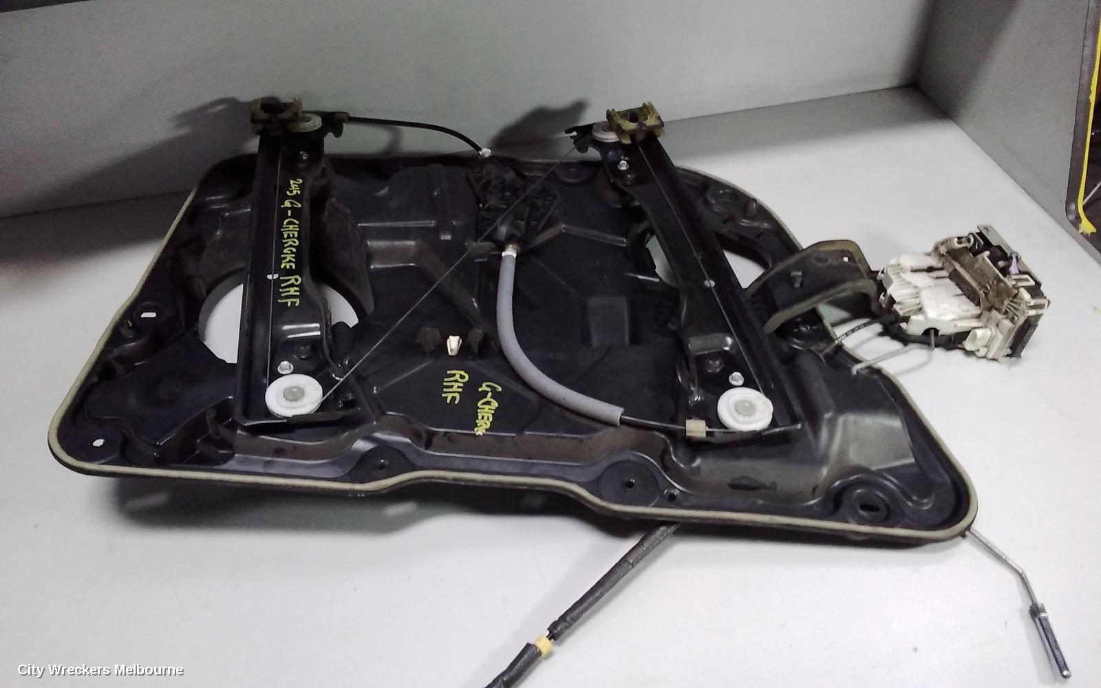 JEEP GRANDCHEROKEE RIGHT FRONT WINDOW REG/MOTOR, WK, 11/2010 ONWARDS - Image 2