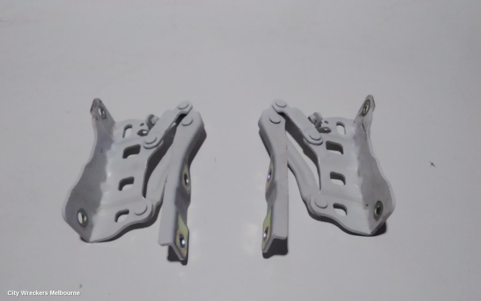 HYUNDAI TUCSON BONNET HINGE/STRUT, HINGES (PAIR), (KOREA VIN KMHJ), TL, 07/2015 - 01/2021 - Image 1
