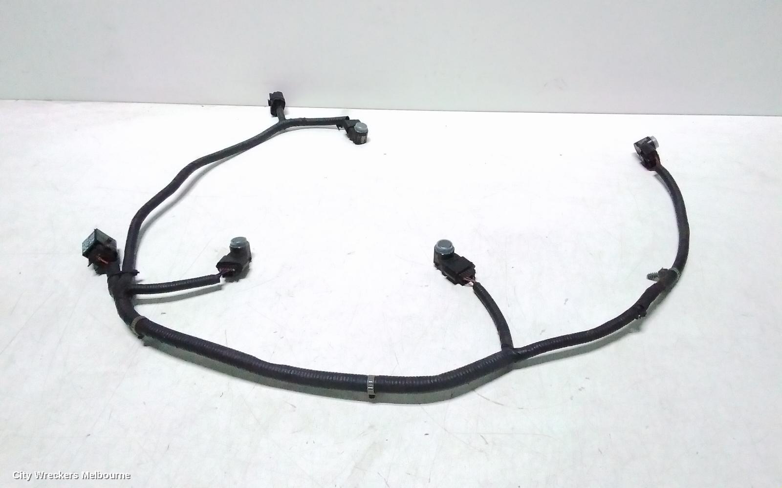 HYUNDAI I40, VF, 09/2011 - 12/2019, REAR BAR SENORS WITH WIRING LOOM: 128585 - Image 2