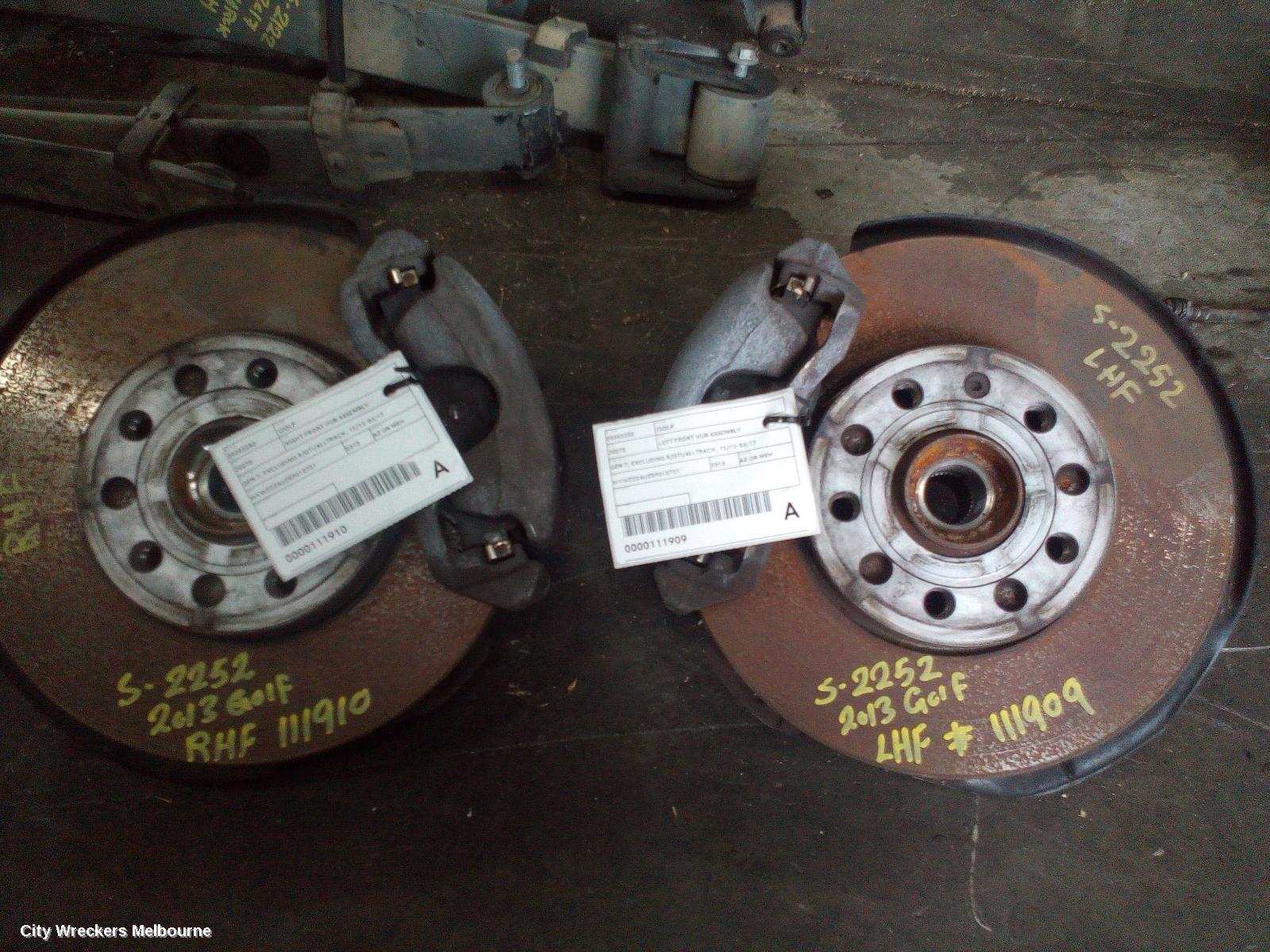 VOLKSWAGEN GOLF LEFT FRONT HUB ASSEMBLY, GEN 7, EXCLUDING R/GTI/ALLTRACK, 12/2012 - 03/2017 - Image 3