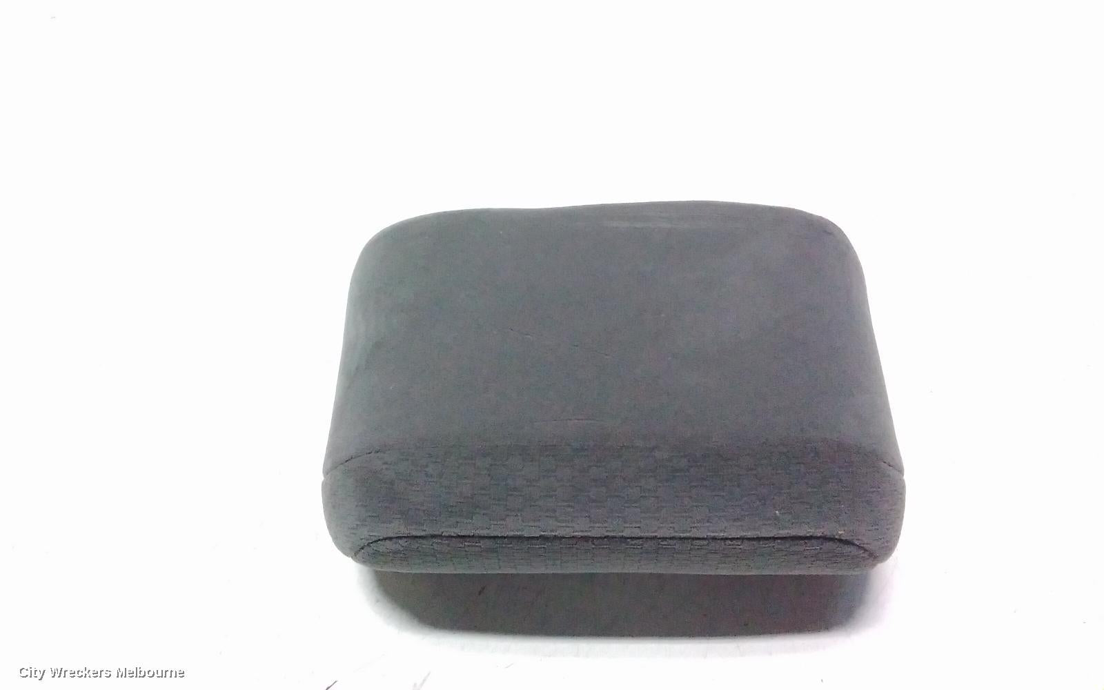 TOYOTA PRADO HEADREST, 150 SERIES, RH REAR, 2ND ROW, CLOTH, GREY, FJ10 TRIM CODE, 08/2009 - 07/2013 - Image 2