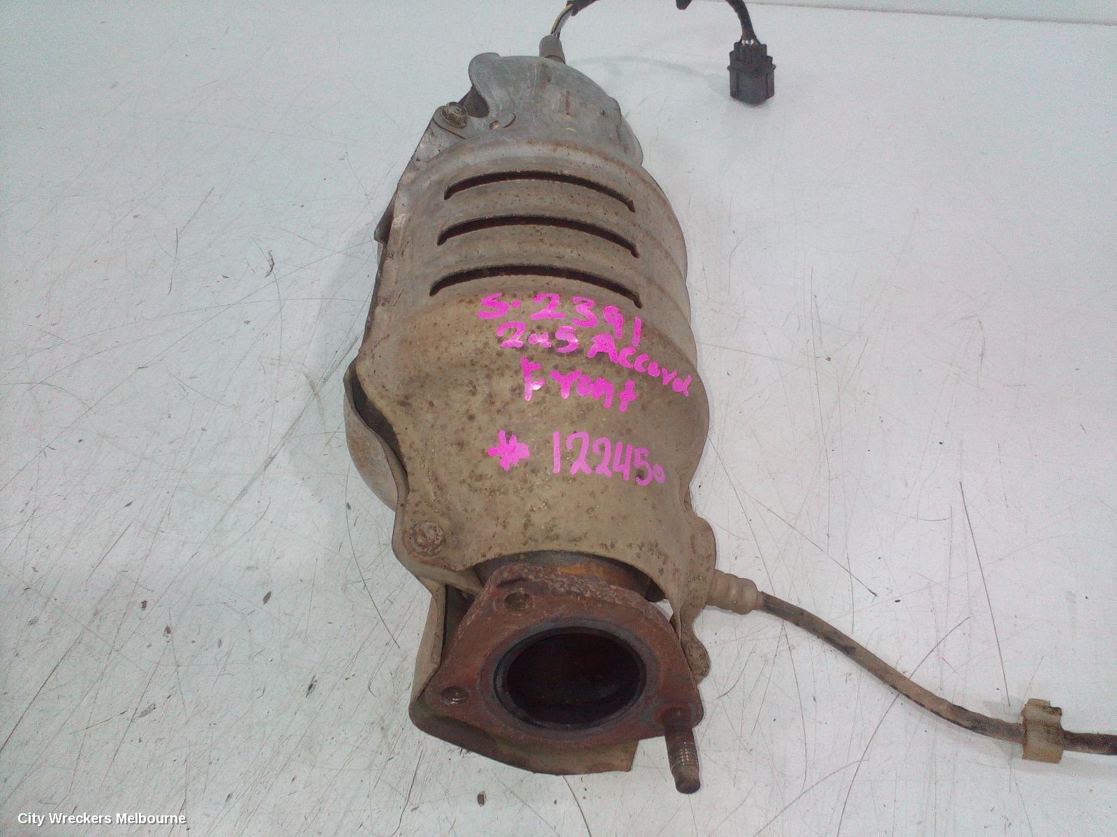 HONDA ACCORD CATALYTIC CONVERTER, MANIFOLD-CAT TYPE, 3.0, J30A4, PETROL, FRONT, 7TH GEN, CM (VIN MRHCM), 09/2003 - 10/2007 - Image 2