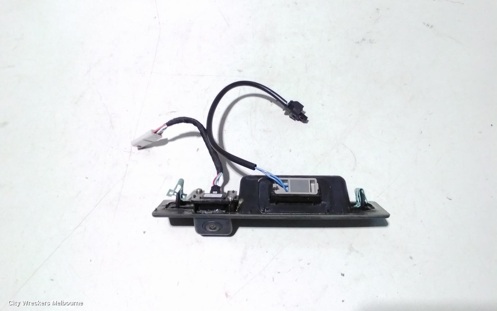 HOLDEN EQUINOX REVERSE CAMERA, EQ, 09/2017 - 12/2020 - Image 2