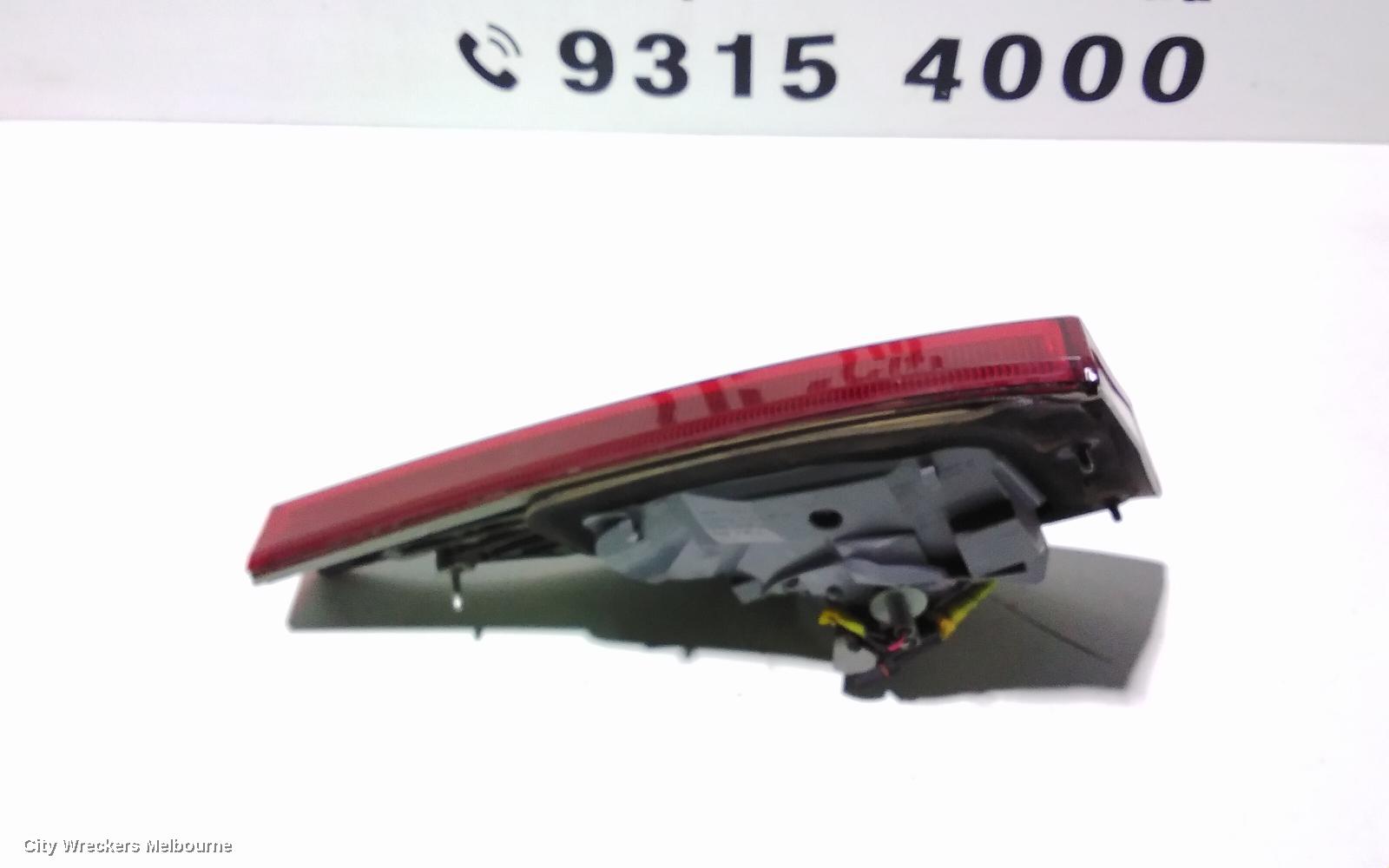 TOYOTA TARAGO REAR GARNISH, TAILGATE LAMP (LH SIDE), ACR50R, 12/2008 - 06/2020 - Image 3