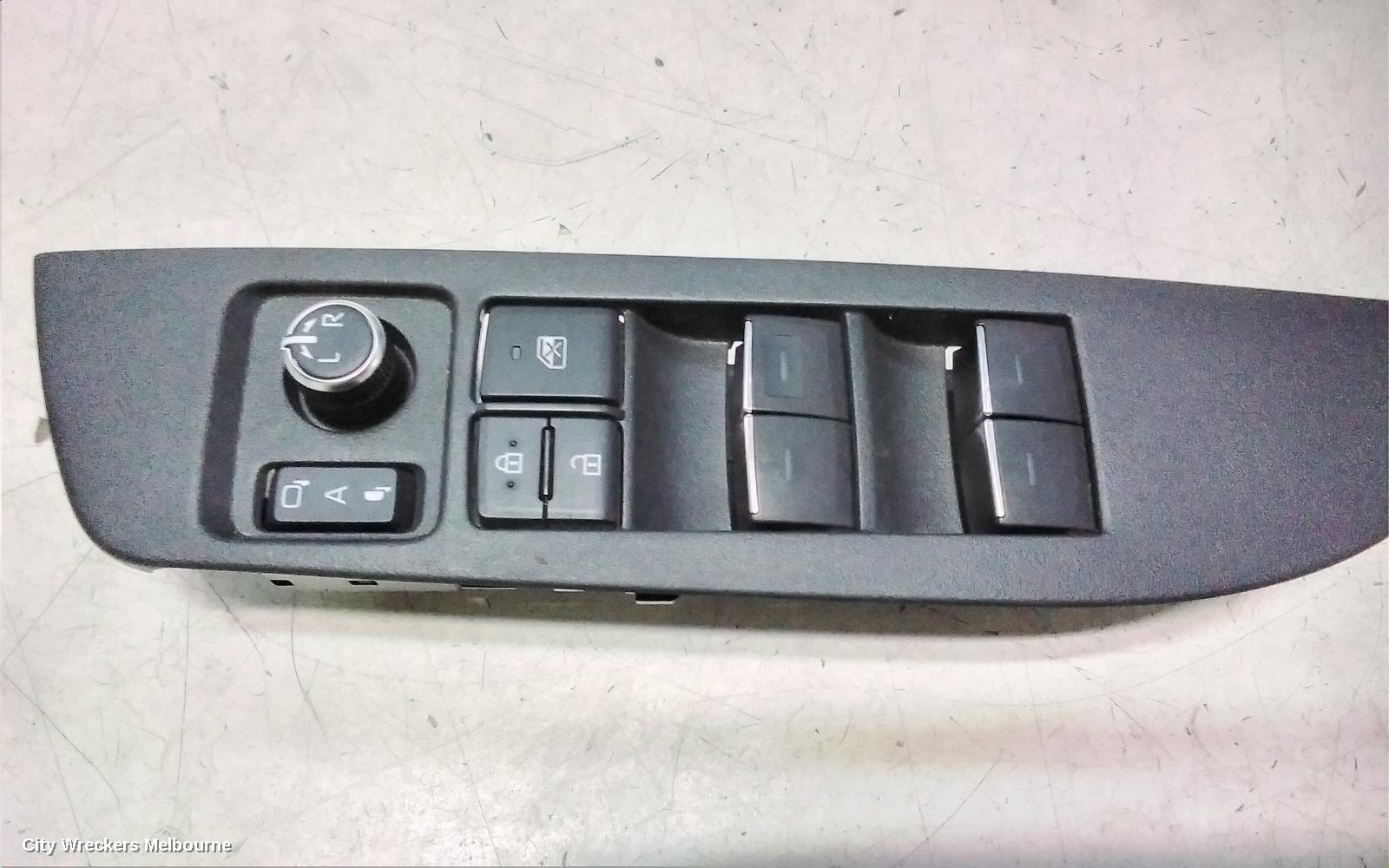 TOYOTA COROLLA PWR DR WIND SWITCH, E210, RH FRONT (MASTER SWITCH), W/ AUTO FOLDING MIRROR TYPE, 07/2018 ONWARDS - Image 3