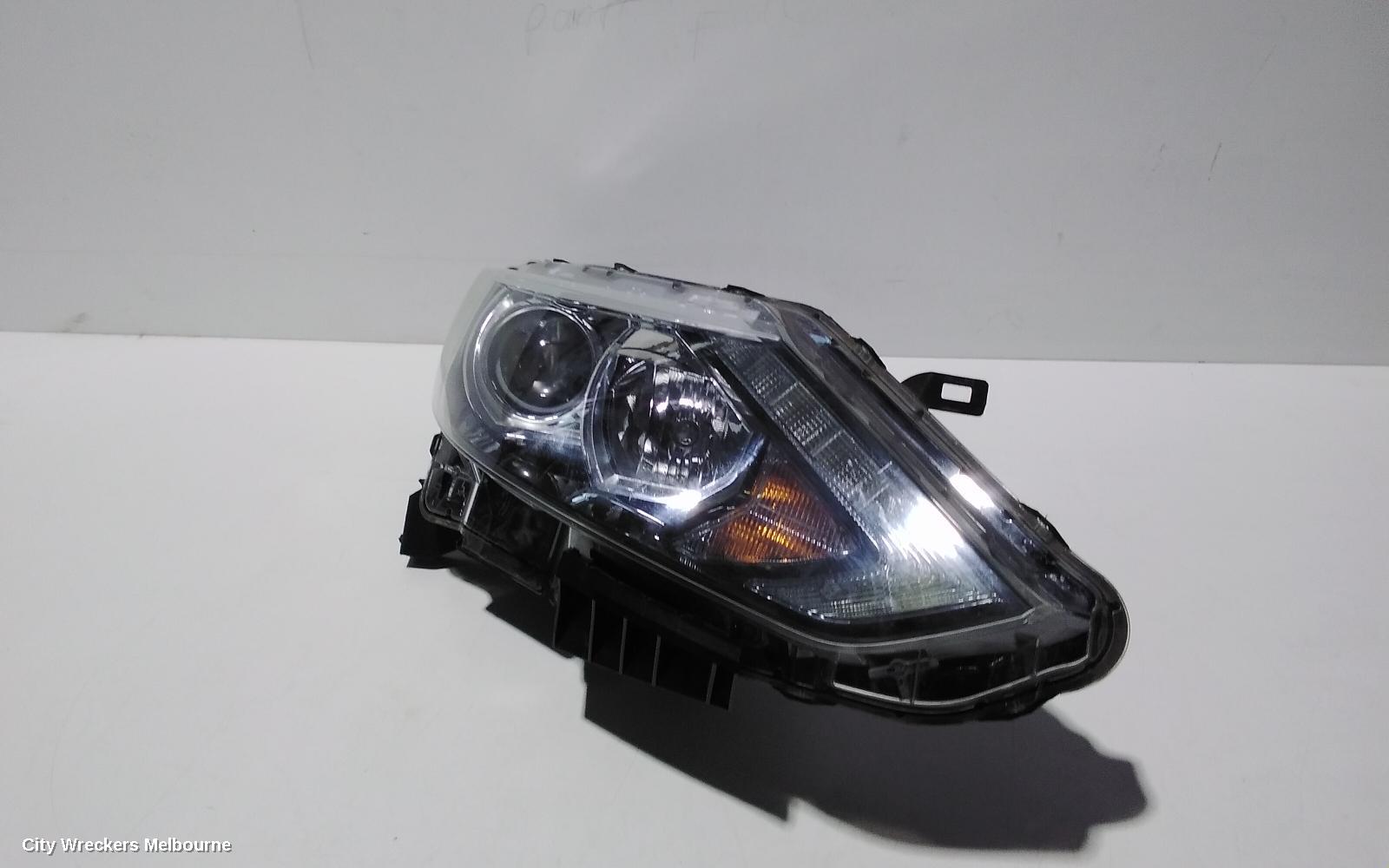 NISSAN QASHQAI RIGHT HEADLAMP, J11, ST/TS, HALOGEN TYPE, 06/2014 - 06/2017 - Image 1