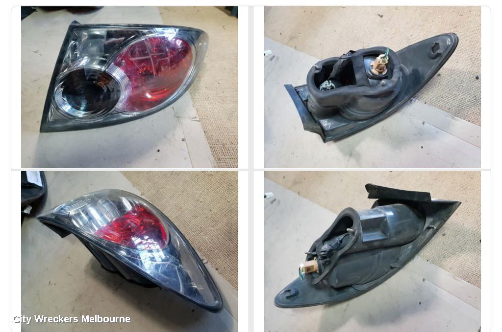 MAZDA 6 RIGHT TAILLIGHT, GG/GY, IN BODY, SEDAN/HATCH, LENS# 220-61980, 08/2005 - 11/2007 - Image 1