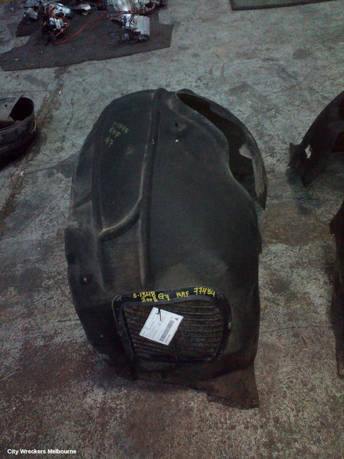 AUDI Q7 RIGHT GUARD LINER, 4L, DIESEL TYPE, 09/2006 - 09/2009 - Image 2