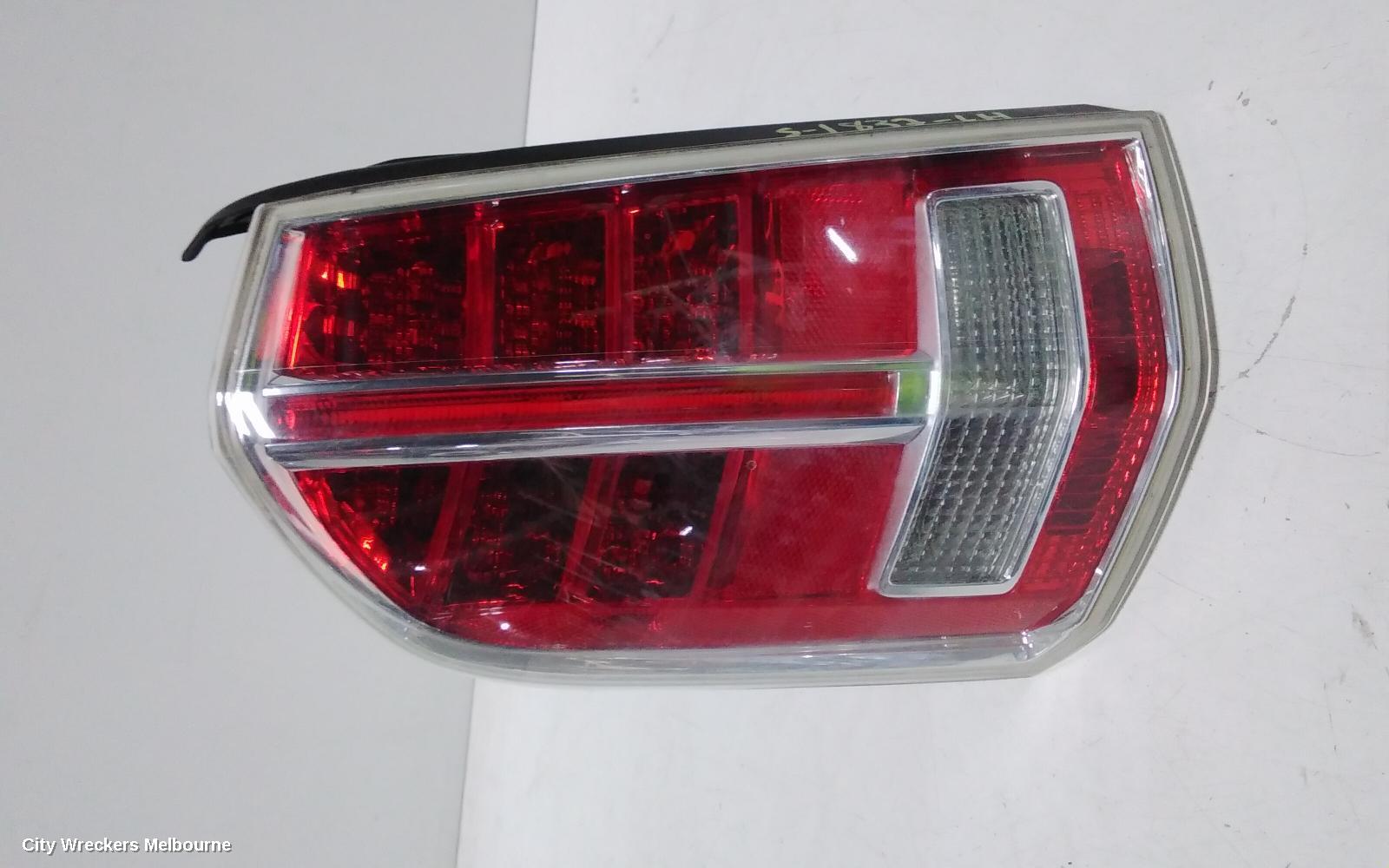CHRYSLER 300C LEFT TAILLIGHT, LX2, 07/2012 - 12/2014 - Image 2