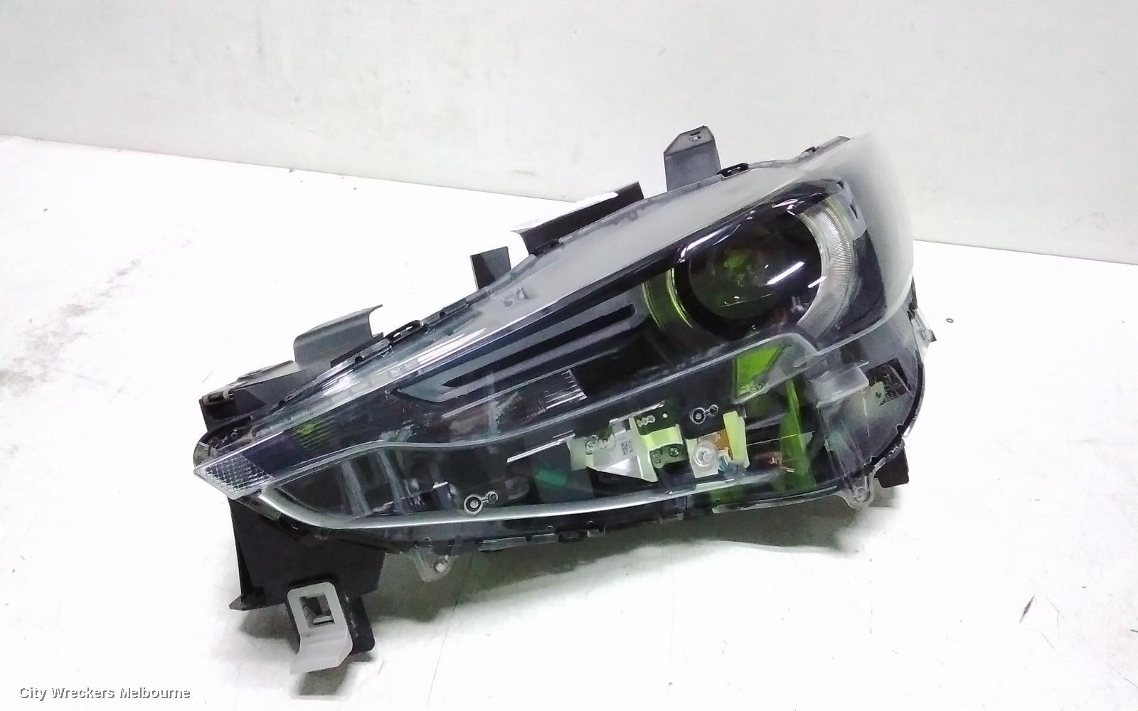 MAZDA CX5 LEFT HEADLAMP, NON AFS, NON ADAPTIVE, NON DAYTIME RUNNING LAMP, W/ SIGNATURE LIGHTS TYPE, KF, 02/2017 - 08/2021 - Image 3