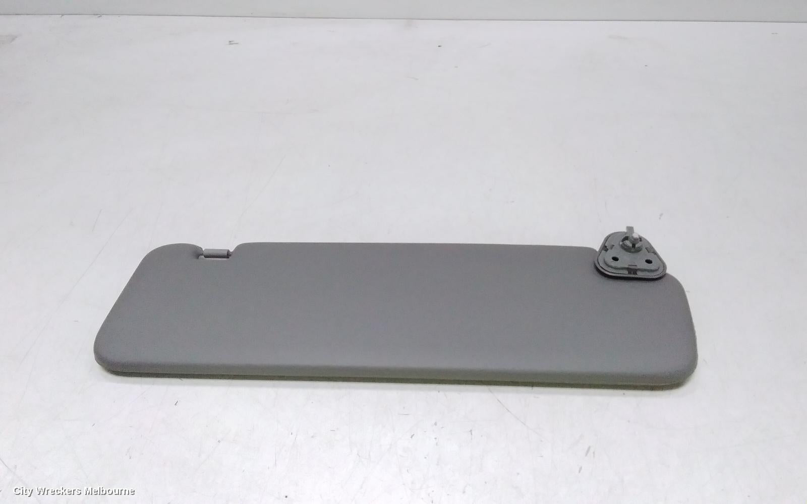 LDV G10 SUNVISOR, SV7C, RH SIDE, NON MIRROR TYPE, VAN, 04/2015 ONWARDS - Image 1