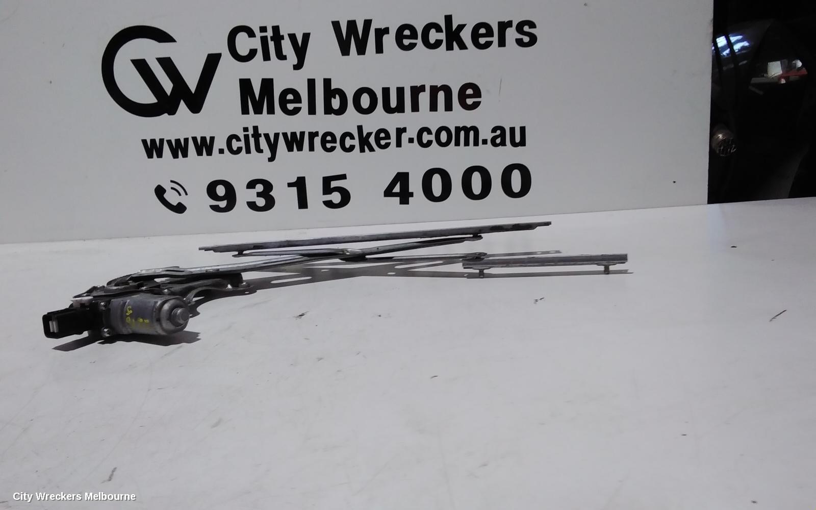 HOLDEN COLORADO RIGHT FRONT WINDOW REG/MOTOR, RG, 06/2012 - 12/2020 - Image 3