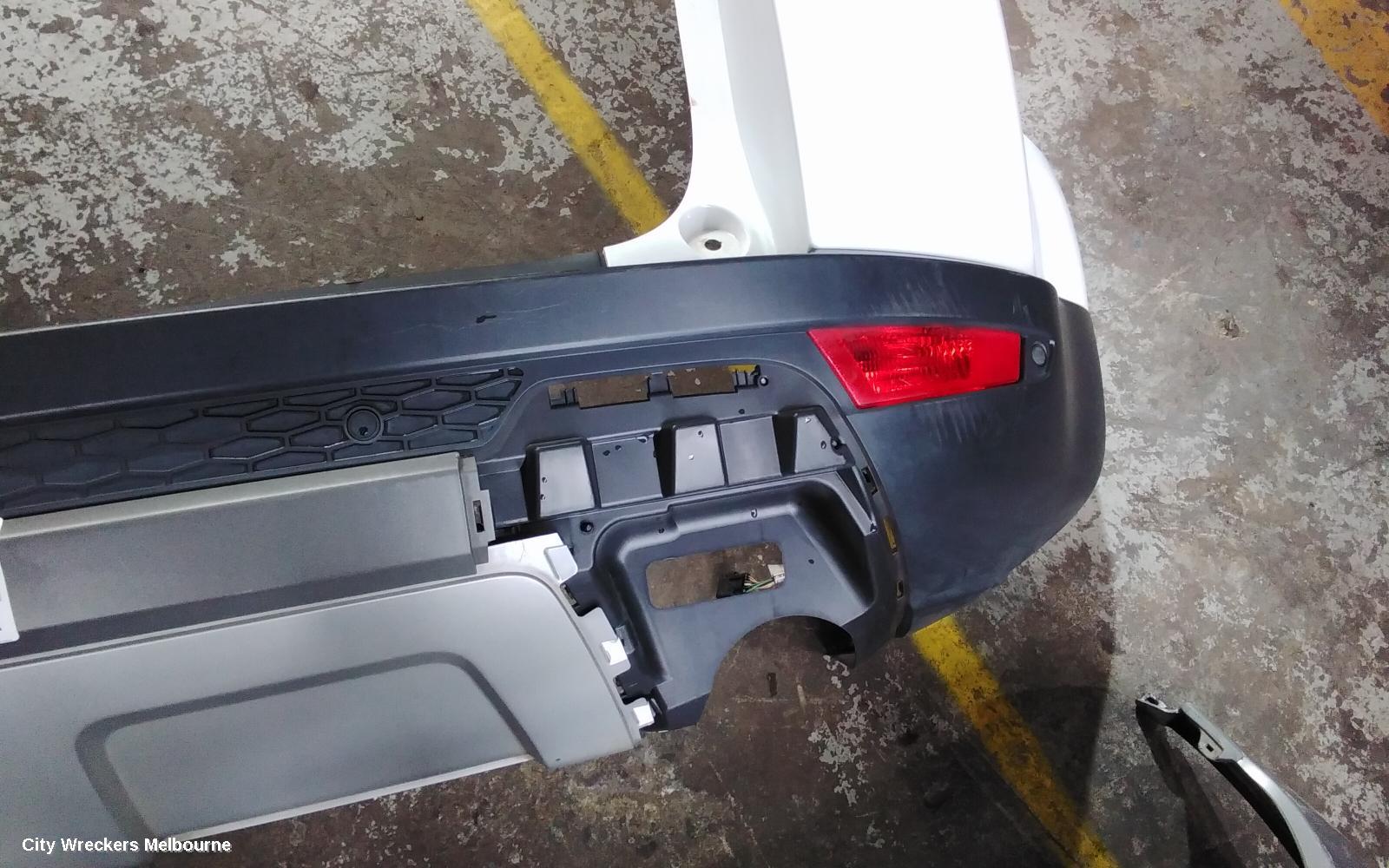 LAND ROVER RANGEROVER EVOQUE REAR BUMPER, BUMPER BAR (CENTRE), L538, BECKHAM, 11/2011 - 01/2019 - Image 3