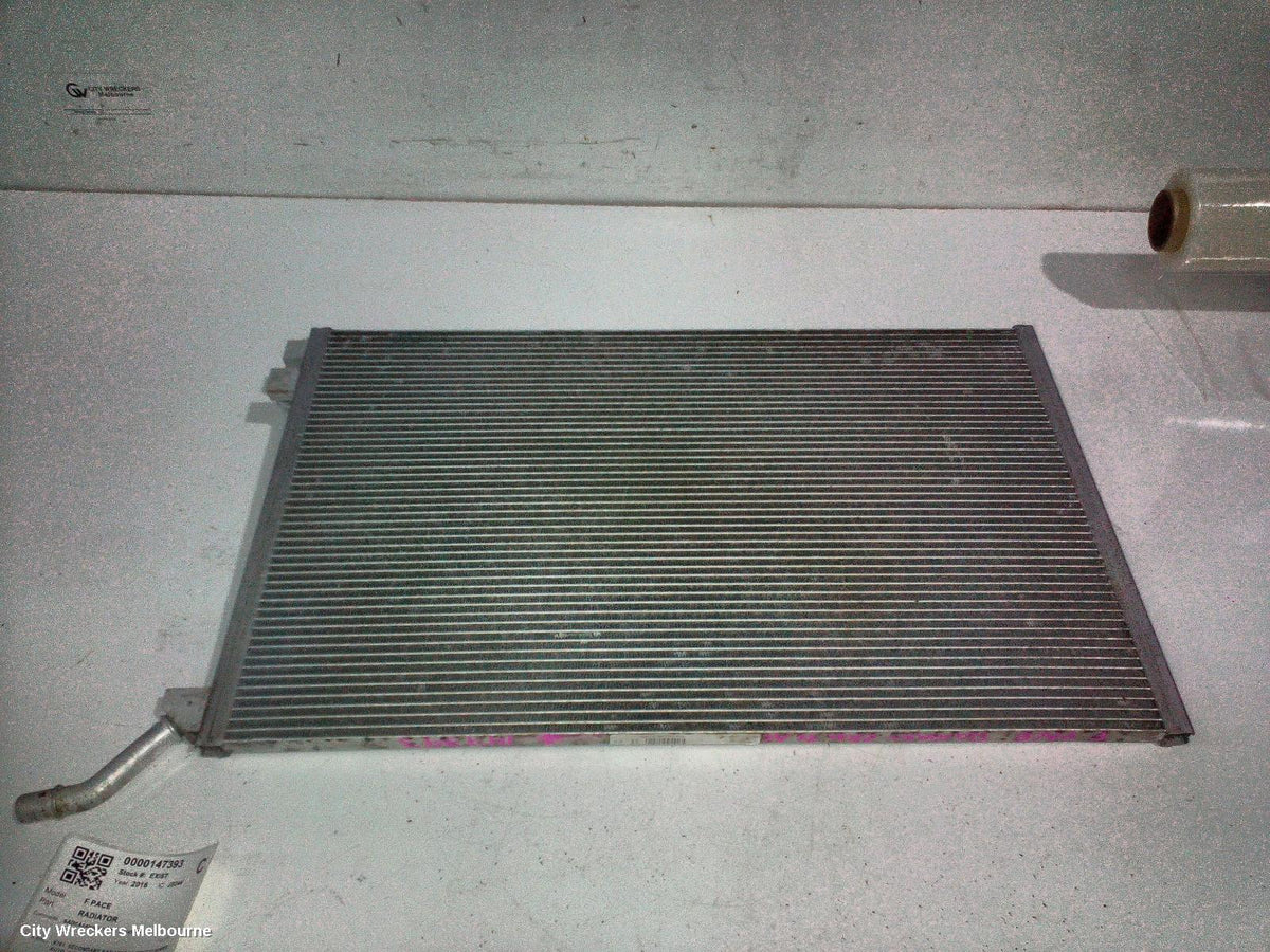 JAGUAR F PACE RADIATOR, X761, SECONDARY RADIATOR (CLOSEST TO BUMPER), AUTO, DIESEL, 2.0, TURBO, 02/2016 - 10/2020 - Image 3
