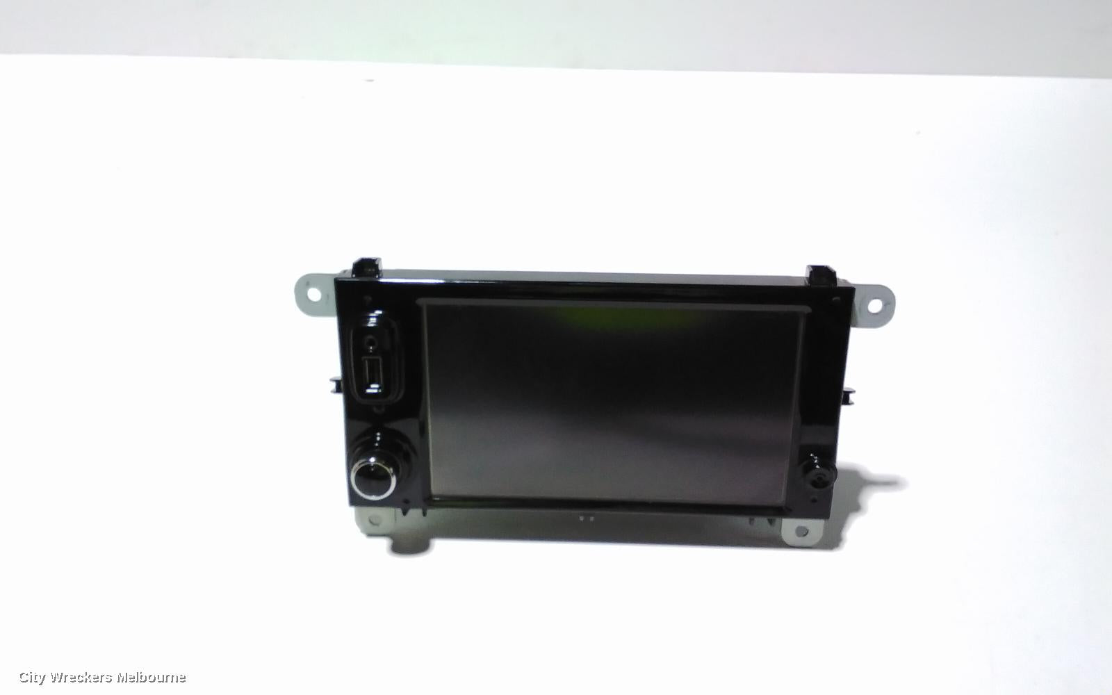 RENAULT CLIO RADIO/CD/DVD/SAT/TV, MEDIA NAV (NAV0G1), X98, 09/2013 - 10/2019 - Image 1