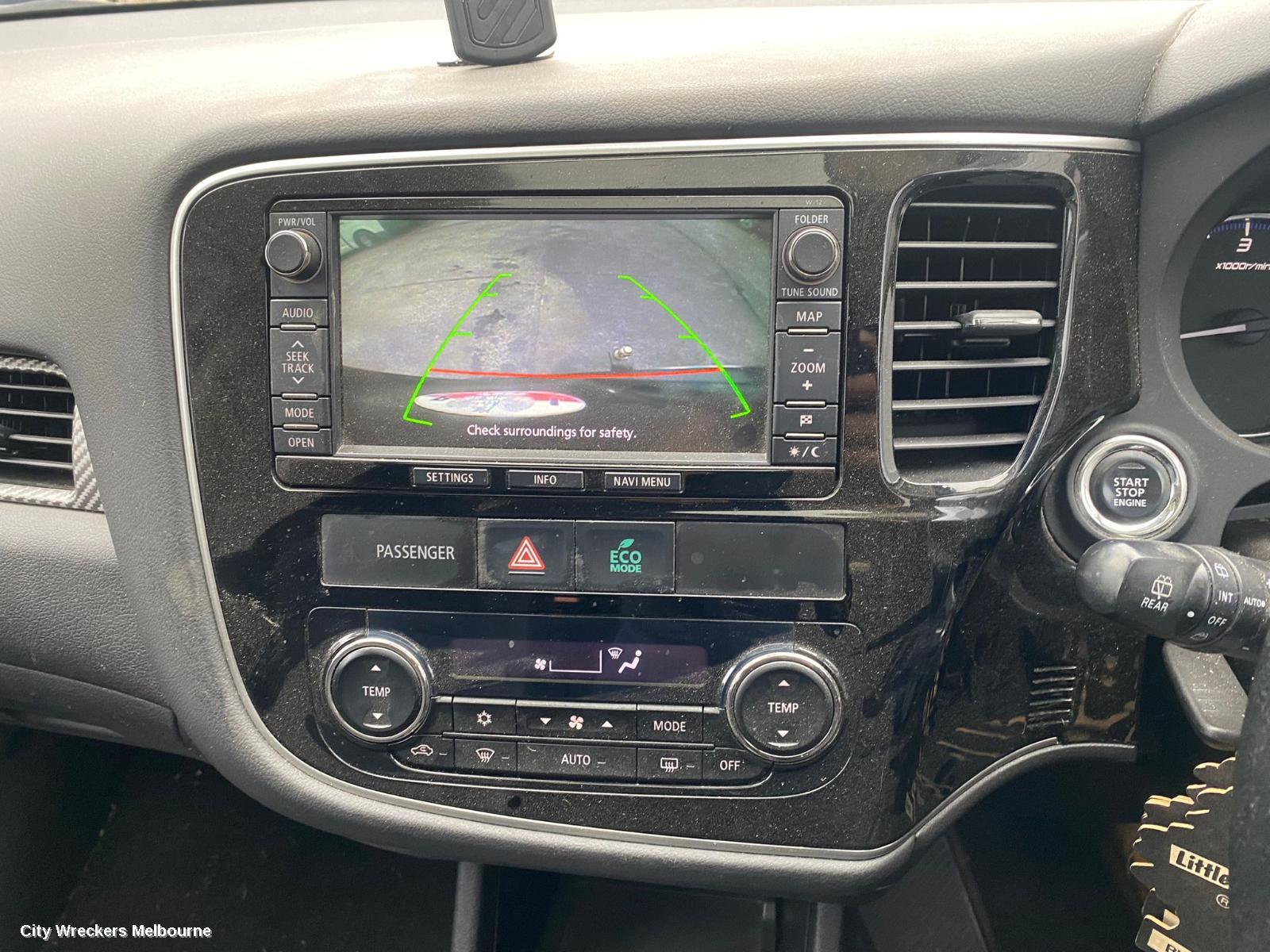 MITSUBISHI OUTLANDER RADIO/CD/DVD/SAT/TV, DISPLAY/HEAD UNIT, SAT NAV TYPE, W-12, ZJ-ZK, 07/2013 - 07/2016 - Image 3