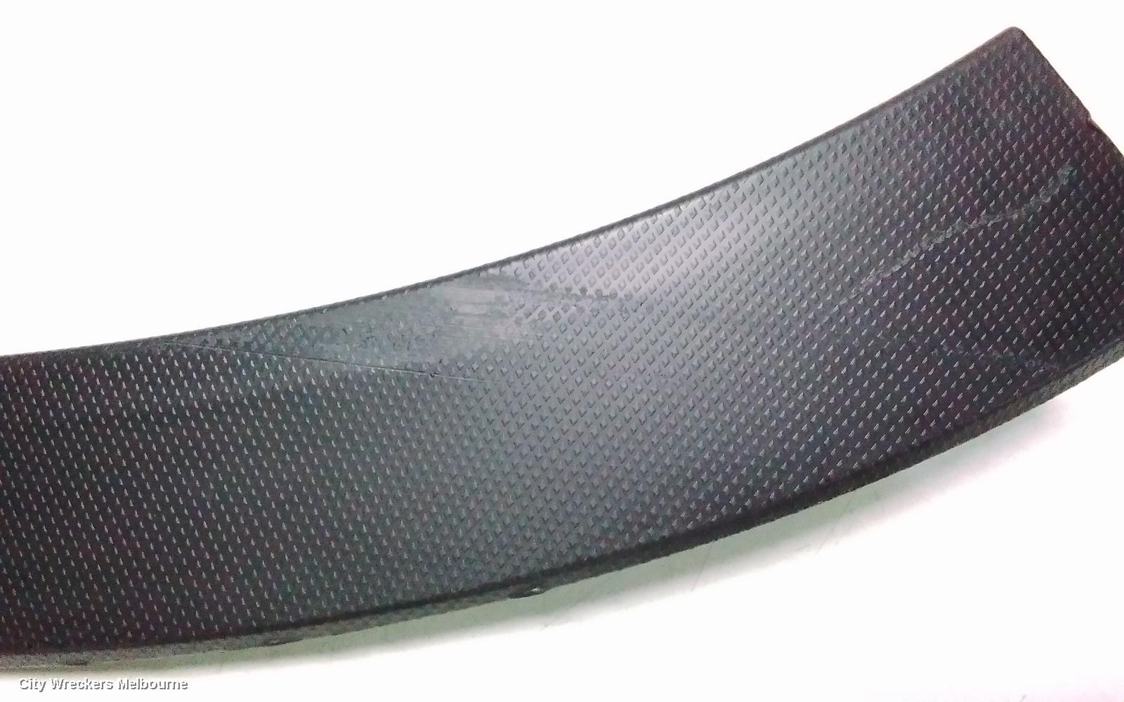 SUBARU FORESTER WHEEL ARCH FLARE, LH REAR ON QTR PANEL, SK, 08/2018 ONWARDS - Image 3