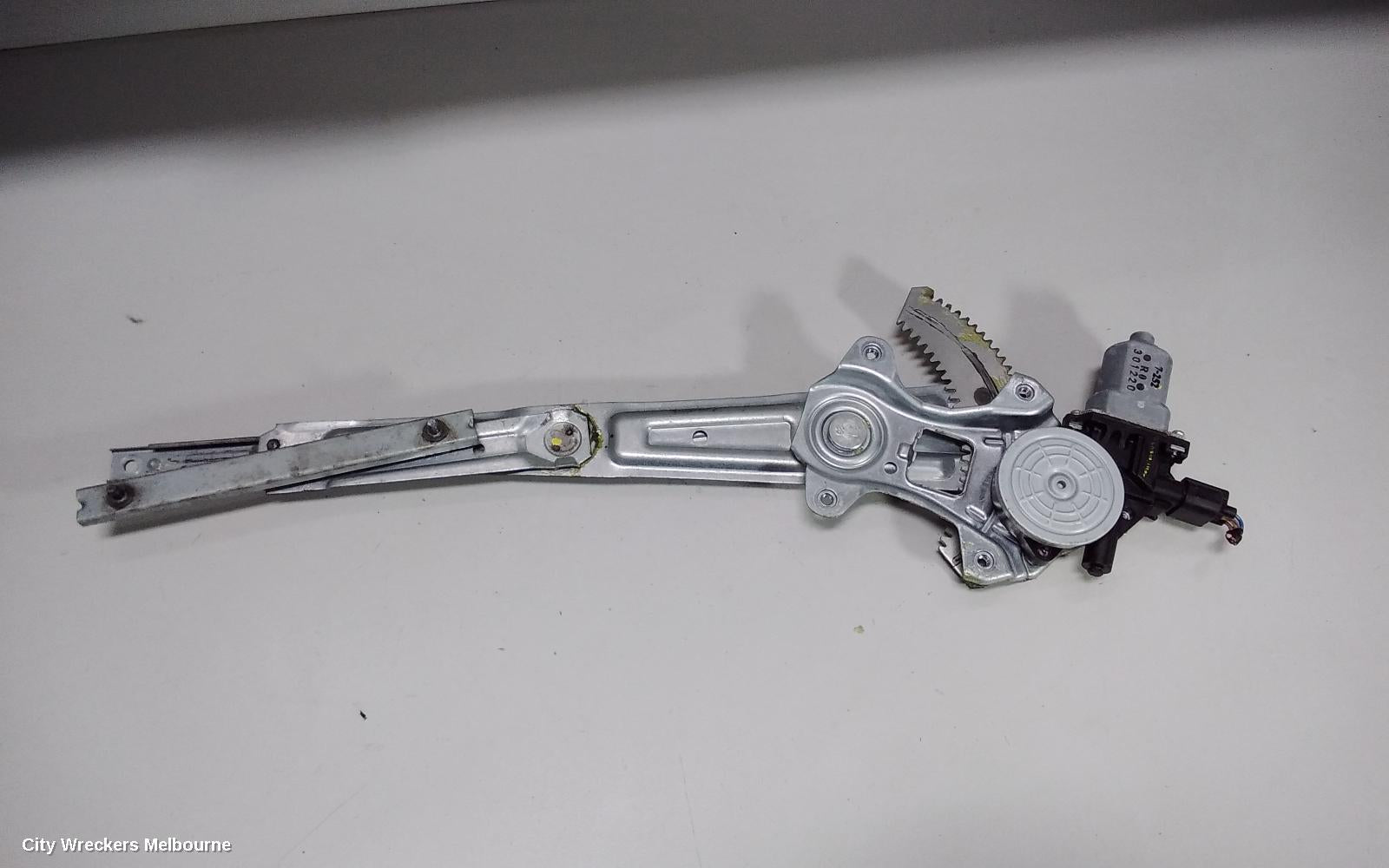 HONDA CRV LEFT FRONT WINDOW REG/MOTOR, RM, 11/2012 - 04/2017 - Image 2
