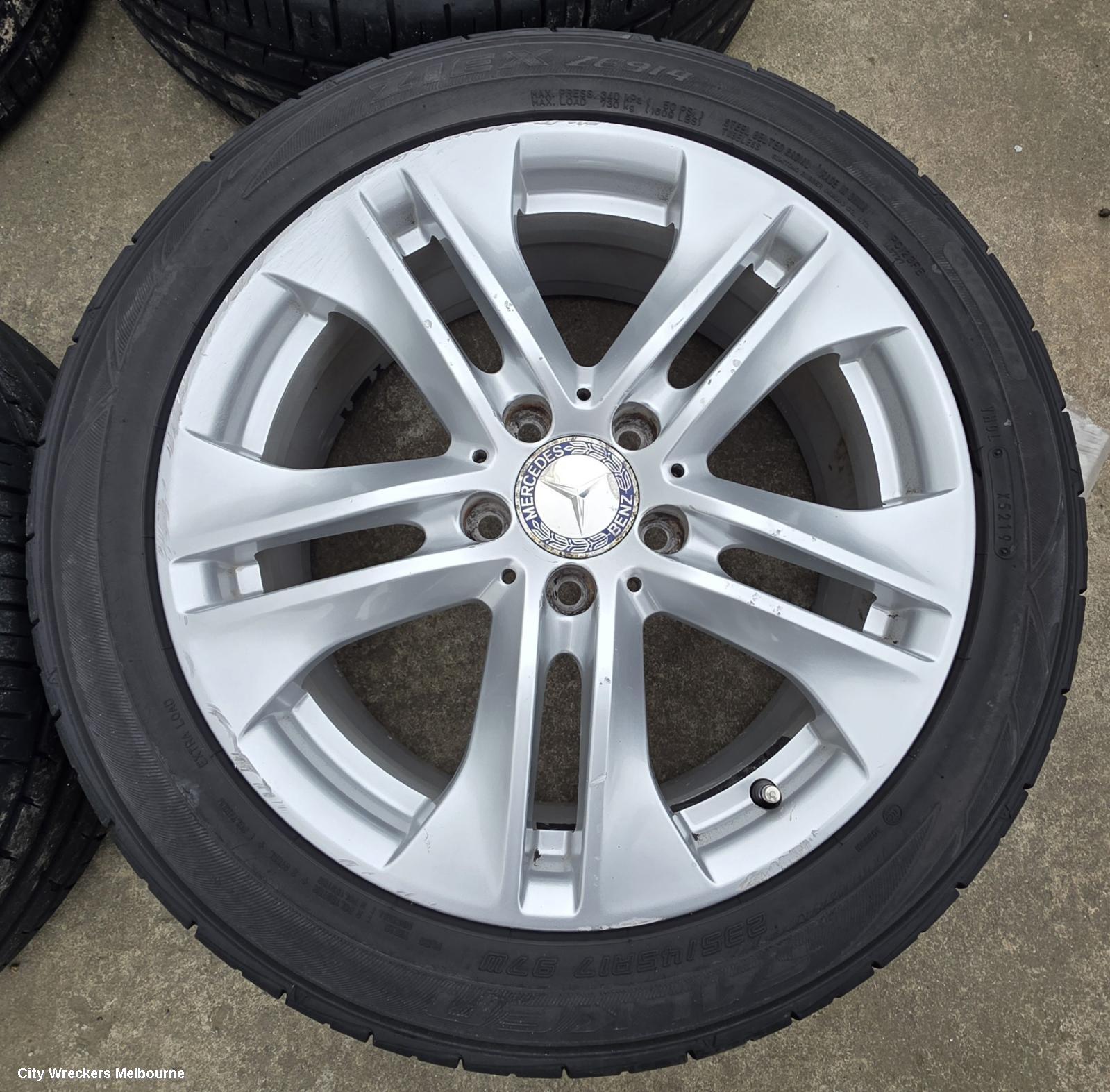 MERCEDES CLC CLASS WHEEL MAG, FACTORY, 17X7.5IN, FRONT, 5 TWIN SPOKE, CL203, 08/2008 - 03/2011 - Image 3