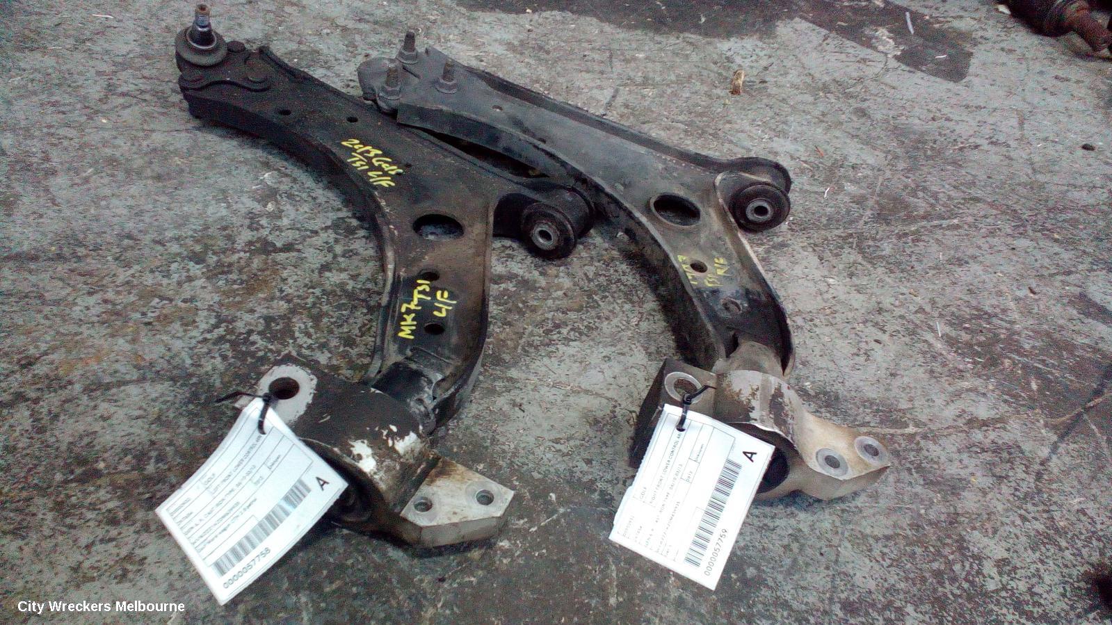 VOLKSWAGEN GOLF RIGHT FRONT LOWER CONTROL ARM, GEN 6, R, CAST IRON TYPE, 06/2010 - 03/2013 - Image 1