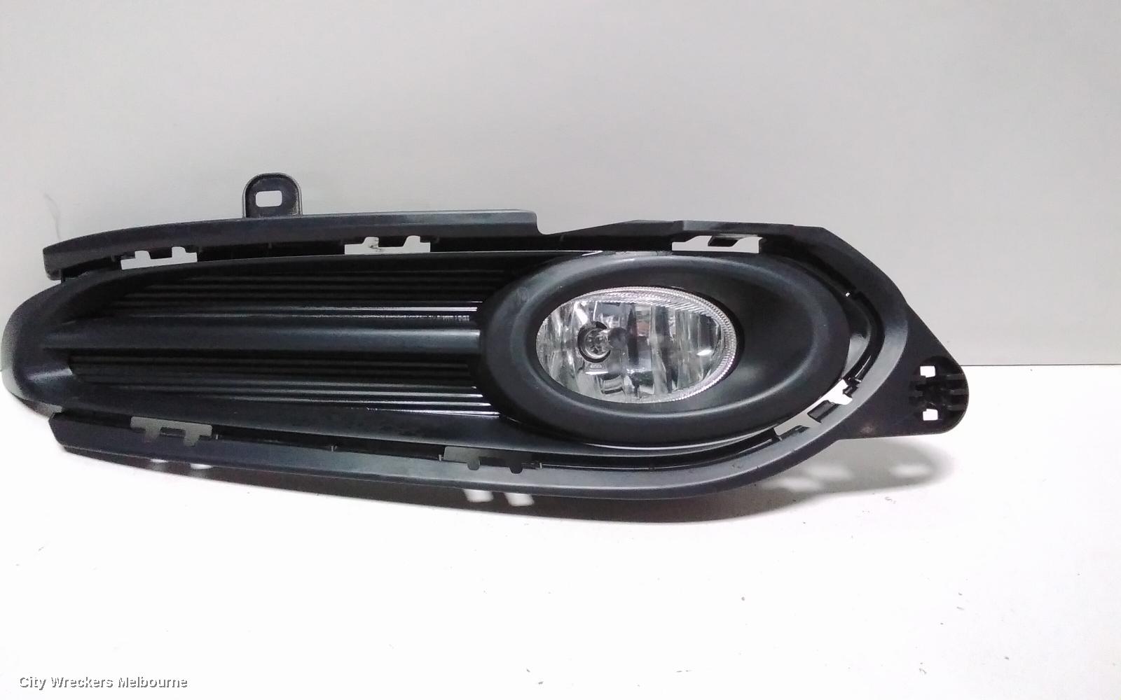 HONDA HRV RIGHT INDICATOR/FOG/SIDE, BUMPER FOGLAMP, RU5, 12/2014 - 06/2018 - Image 2