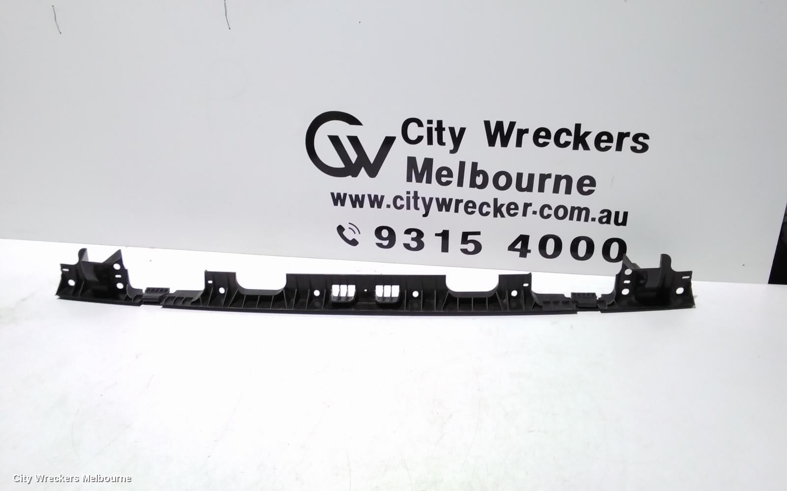 VOLKSWAGEN TRANSPORTER R/BAR BRACKET/REINFO, ENERGY ABSORBER, T5, 03/2010 - 06/2015 - Image 1