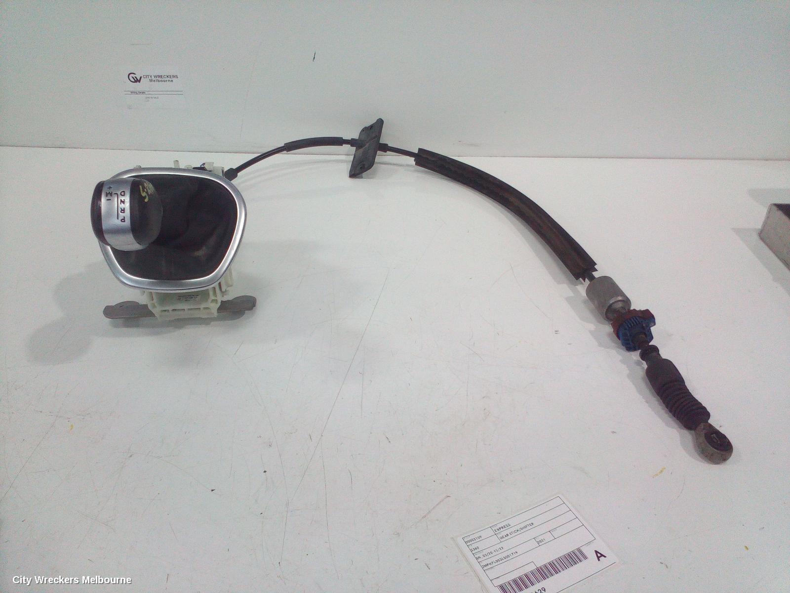 MITSUBISHI EXPRESS GEAR STICK/SHIFTER, SN, AUTO T/M, 03/2020 - 12/2022 - Image 1