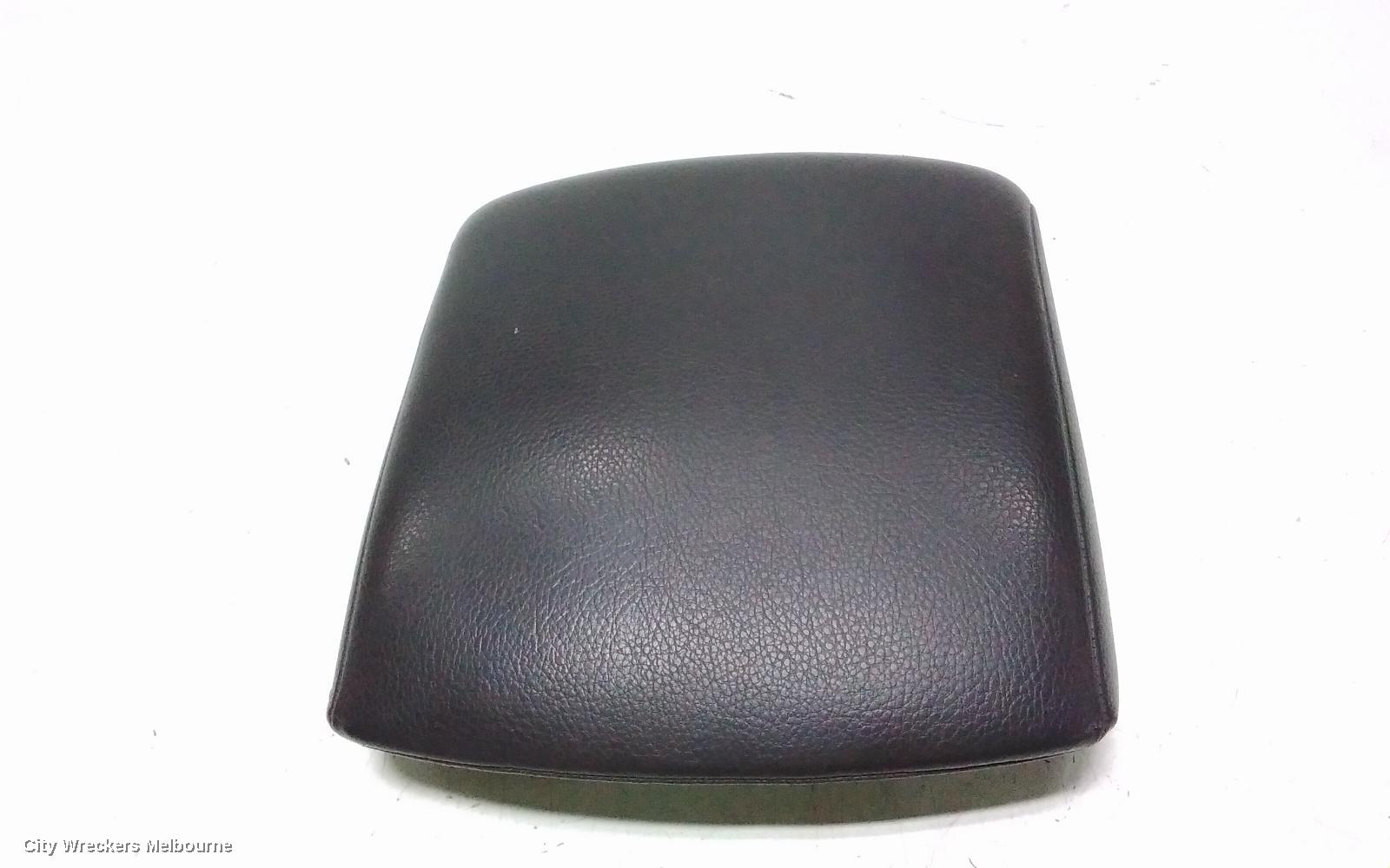 NISSAN NAVARA CONSOLE, D40, CENTRE CONSOLE LID ONLY, LEATHER, GREY, 09/2005 - 08/2015 - Image 2
