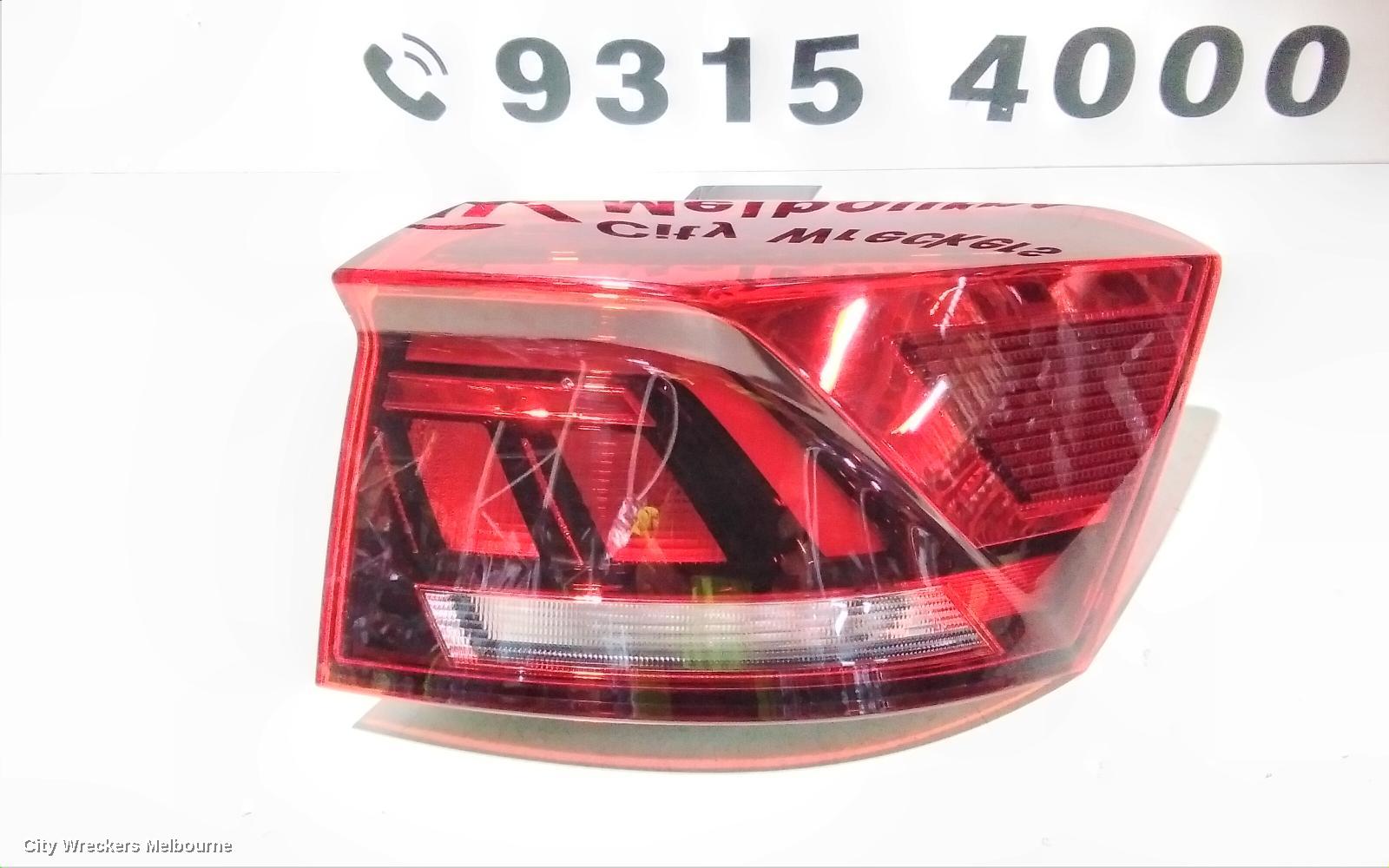 VOLKSWAGEN T-ROC RIGHT TAILLIGHT, A1, IN BODY, BLACK INSERT TYPE, 03/2020 - 07/2022 - Image 2
