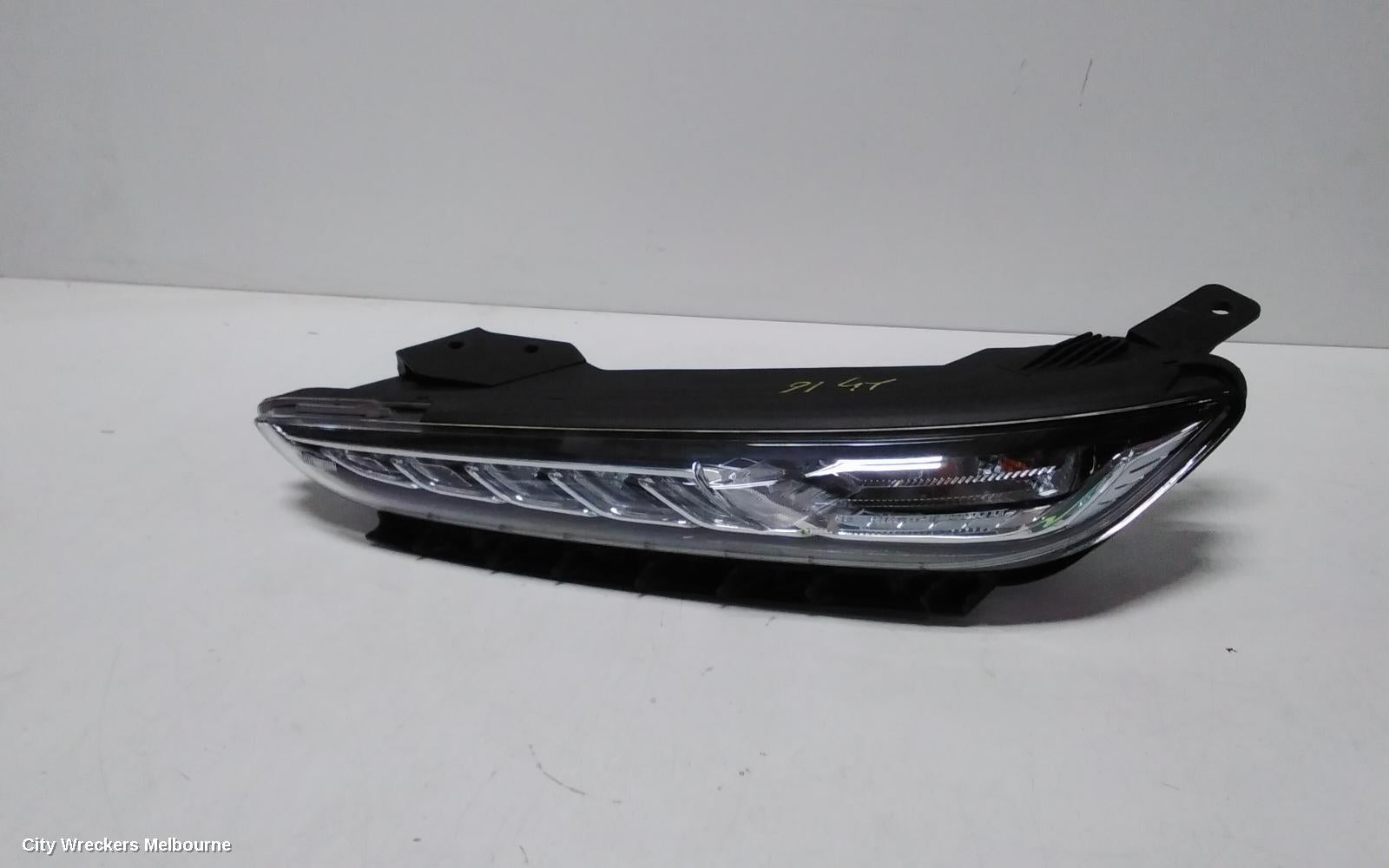 HYUNDAI KONA LEFT INDICATOR/FOG/SIDE, DAYTIME RUNNING LAMP, OS, 09/2017 - 10/2020 - Image 1