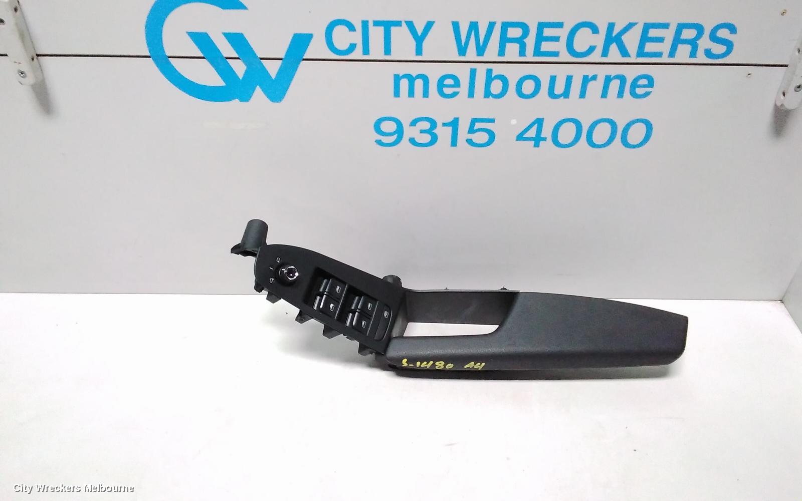 AUDI A4 PWR DR WIND SWITCH, RH FRONT (MASTER SWITCH), B8 8K, 02/2008 - 06/2012 - Image 1