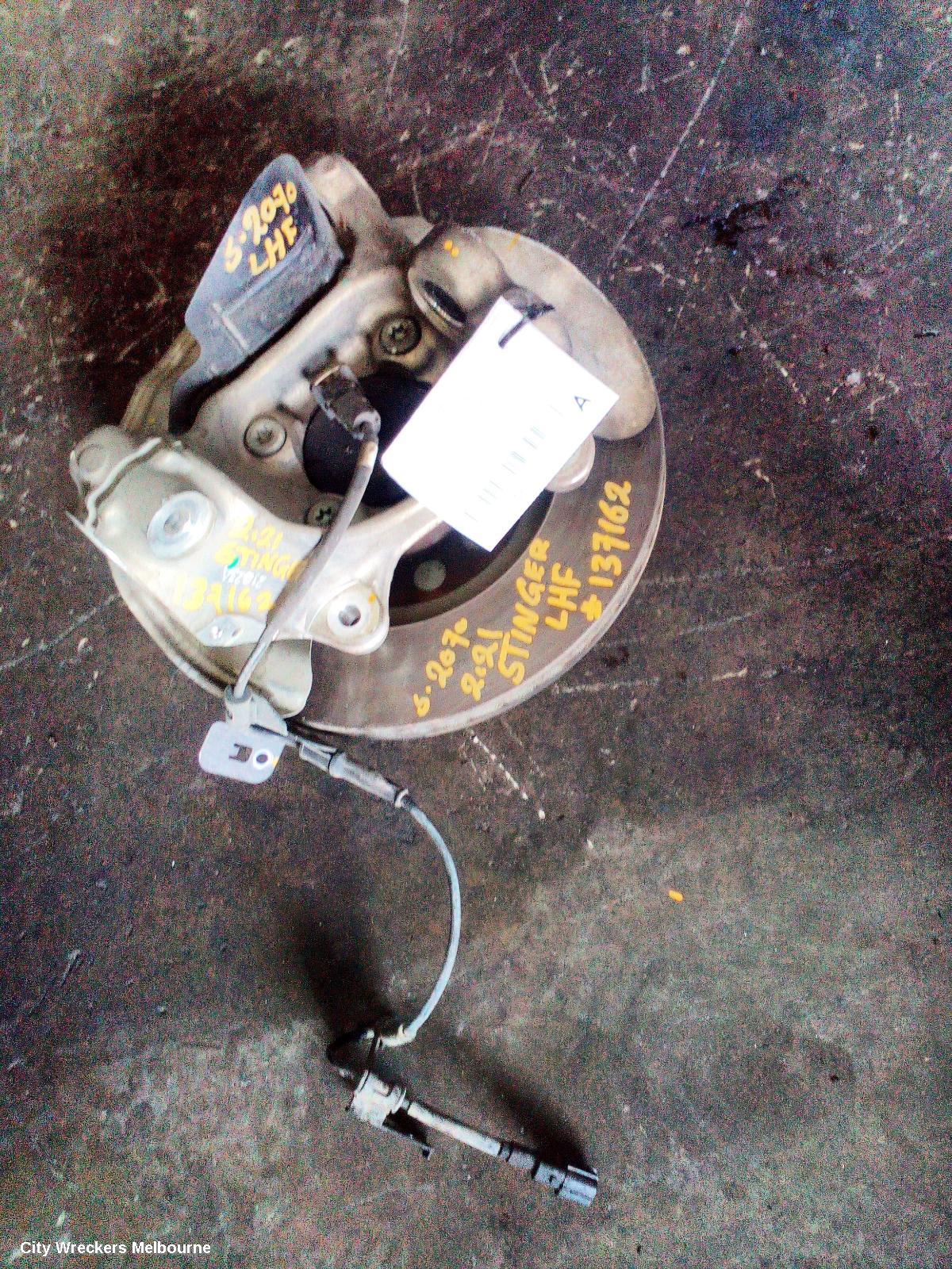 KIA STINGER LEFT FRONT HUB ASSEMBLY, CK, NON ADAPTIVE SUSPENSION TYPE, 06/2017 - 04/2023 - Image 2