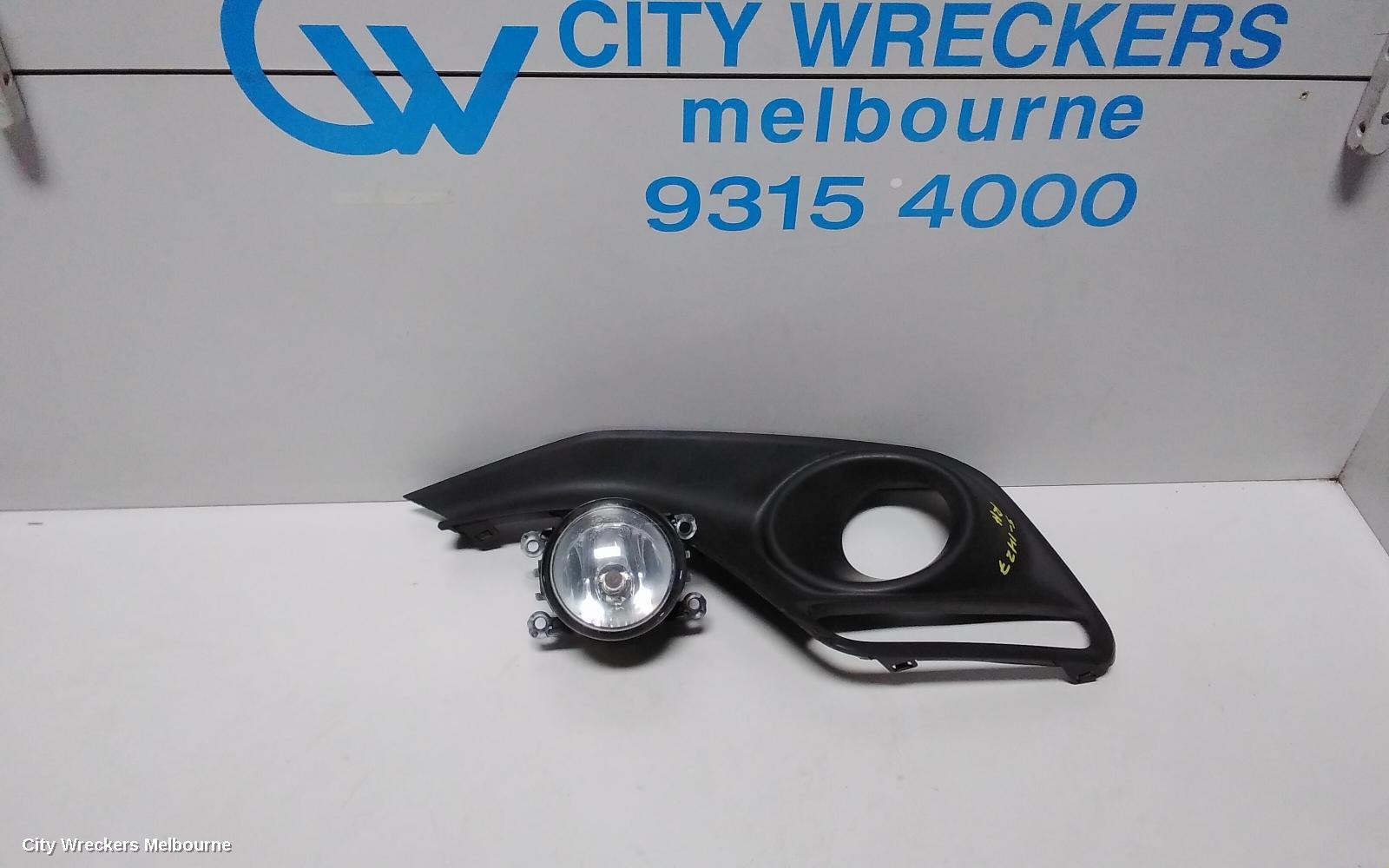 SUZUKI SWIFT RIGHT INDICATOR/FOG/SIDE, BUMPER FOGLAMP, AZ, 04/2017 ONWARDS - Image 1