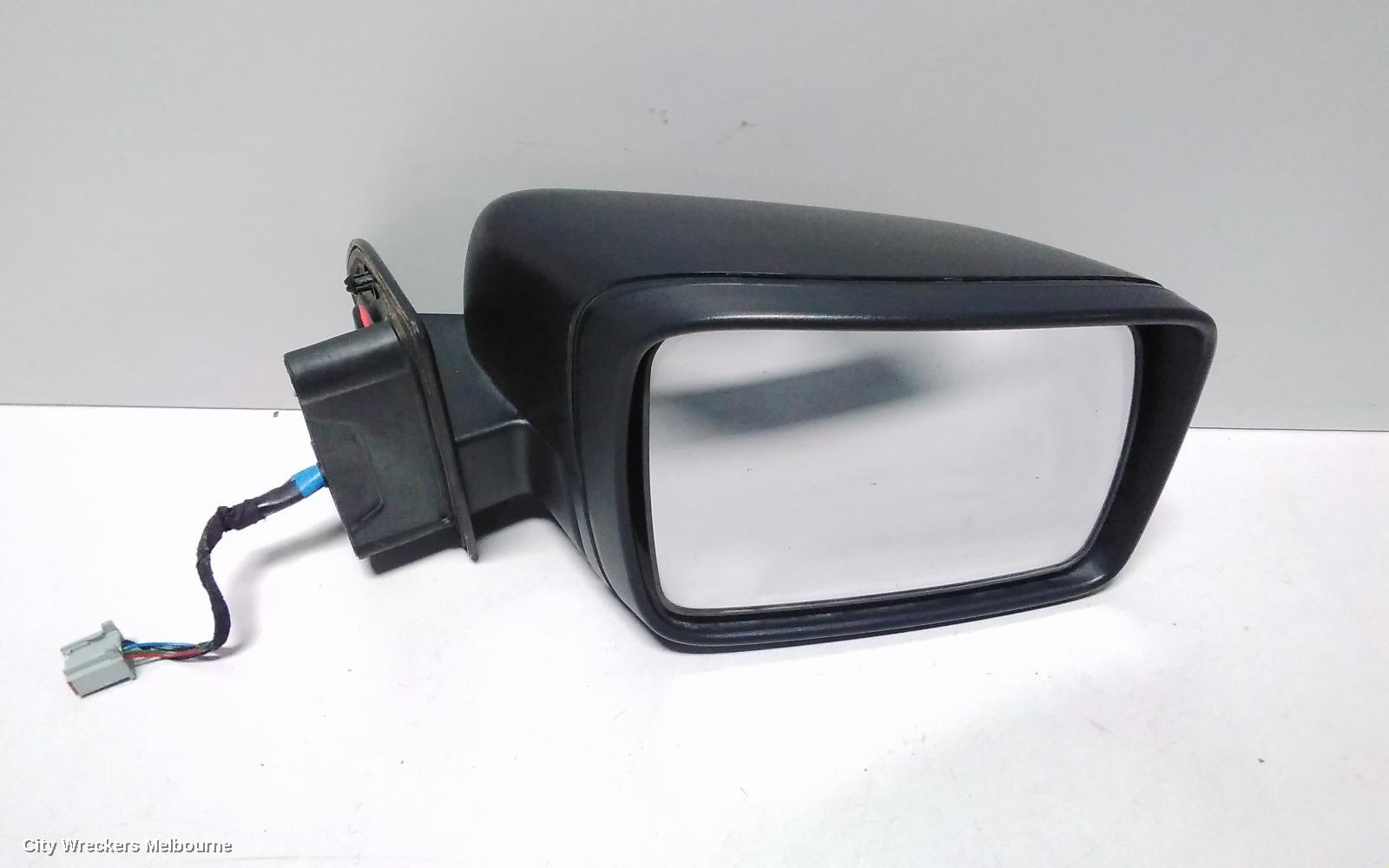 LAND ROVER RANGEROVER SPORT RIGHT DOOR MIRROR, L320, W/ MEMORY, 08/2005 - 09/2009 - Image 2