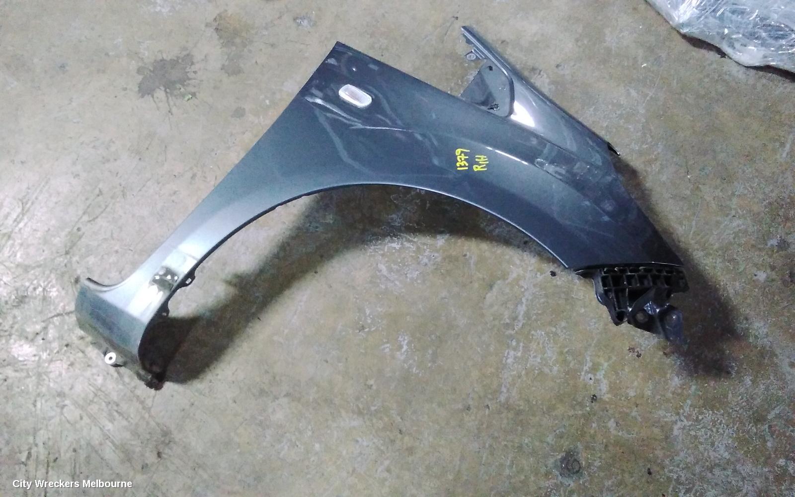 HONDA JAZZ RIGHT GUARD, GE/GP, W/ INDICATOR TYPE, 04/2011 - 06/2014 - Image 1