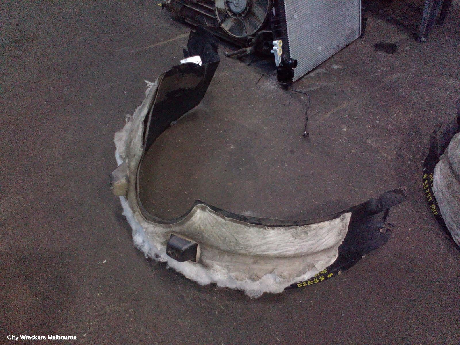 HOLDEN CAPTIVA LEFT GUARD LINER, CG, FRONT, 10/2015 - 06/2018 - Image 3