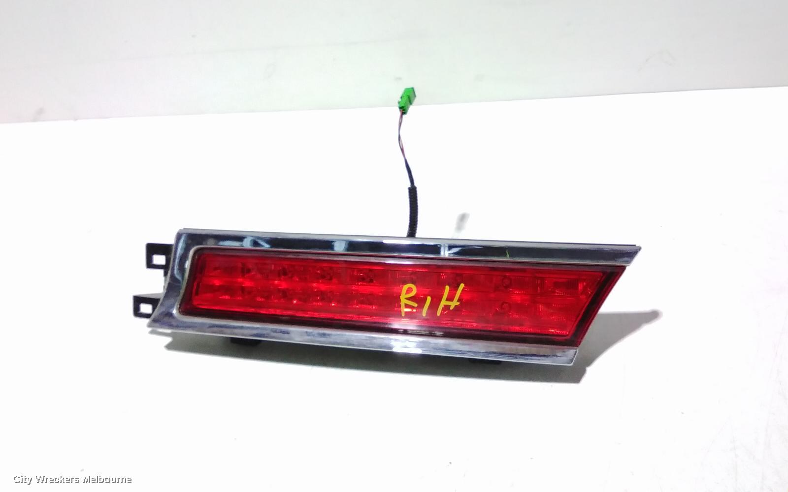 HONDA ODYSSEY REAR GARNISH, TAILGATE LAMP (RH SIDE), RB, 07/2004 - 03/2009 - Image 2