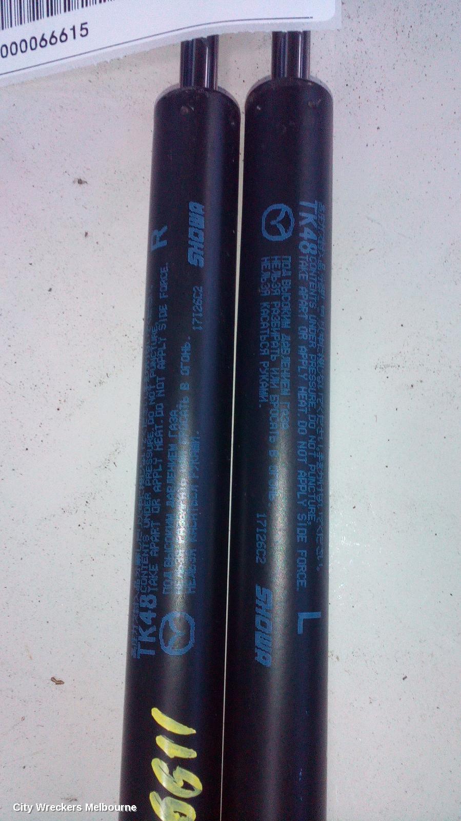 MAZDA CX9 HATCH STRUT, TAILGATE STRUTS (PAIR), TC, NON POWER LIFTGATE TYPE, 07/2016 ONWARDS - Image 2