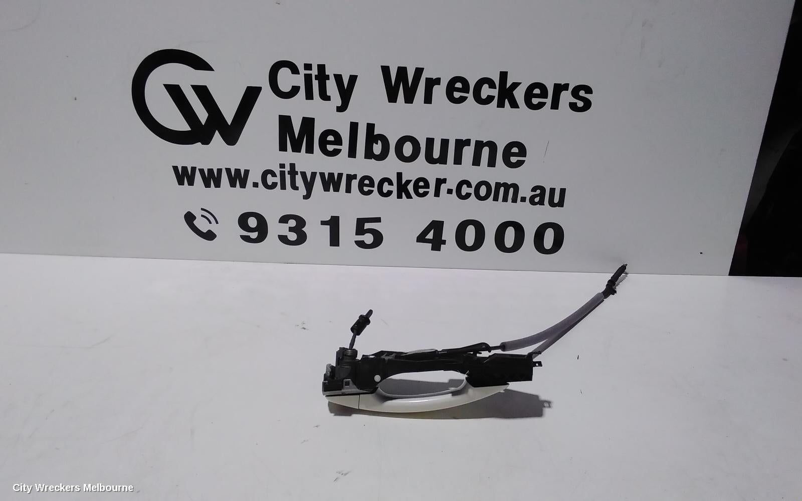 AUDI A3 DOOR HANDLE, 8V, RH FRONT, OUTER, 03/2013 - 10/2020 - Image 3