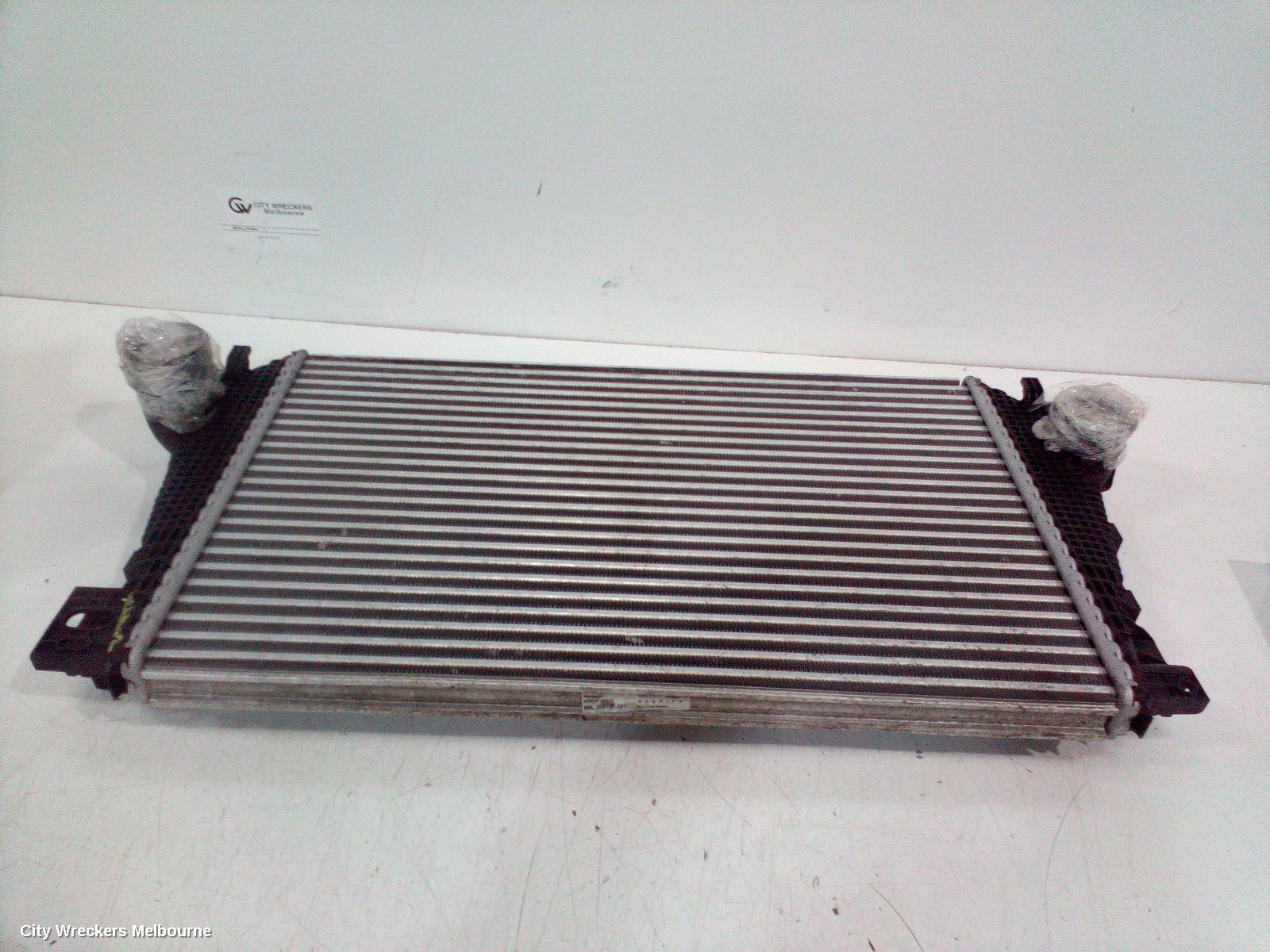 VOLKSWAGEN AMAROK INTERCOOLER, DIESEL, 2.0, 2H, SINGLE TURBO, 10/2010 - 09/2022 - Image 1
