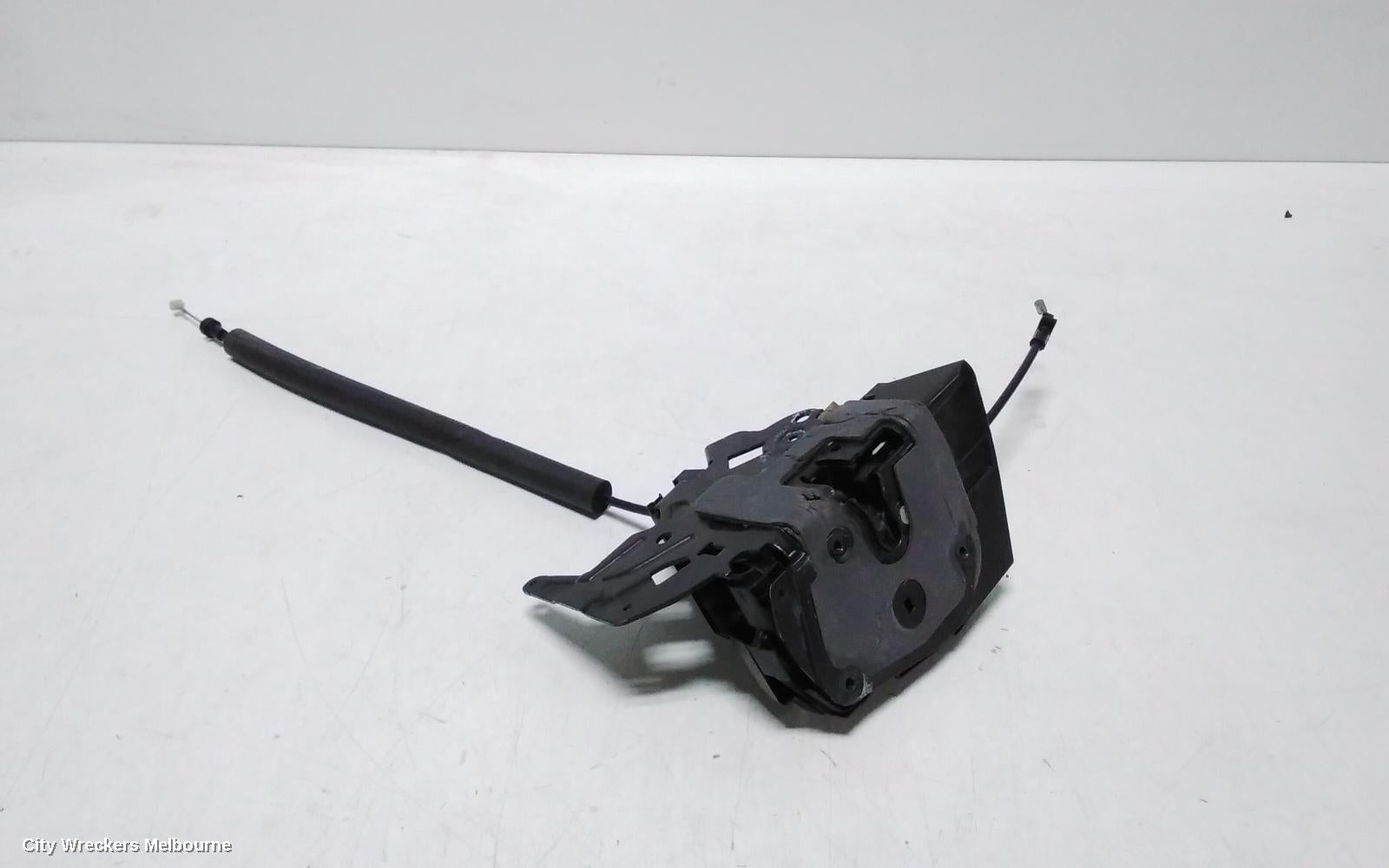 LAND ROVER RANGEROVER SPORT DOOR/BOOT/GATE LOCK, RH REAR DOOR LOCK, L494, 06/2013 - 04/2022 - Image 1
