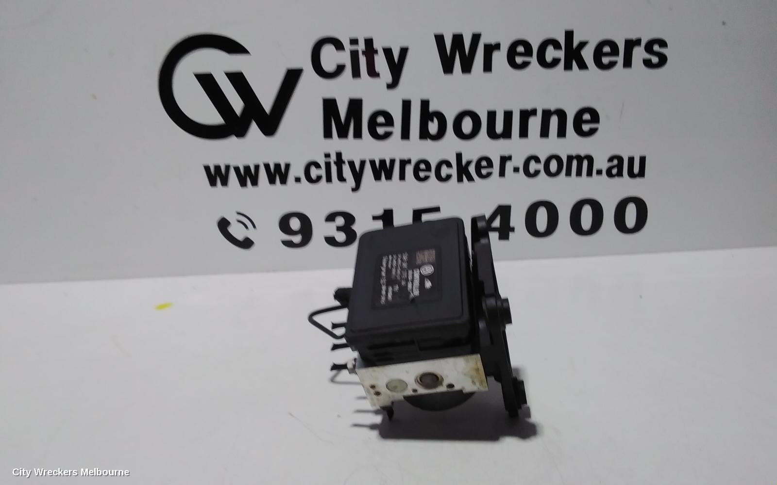 VOLKSWAGEN GOLF ABS PUMP/MODULATOR, GEN 7, ON MOTOR P/N 5Q0614517T, 01/2013 - 08/2020 - Image 2
