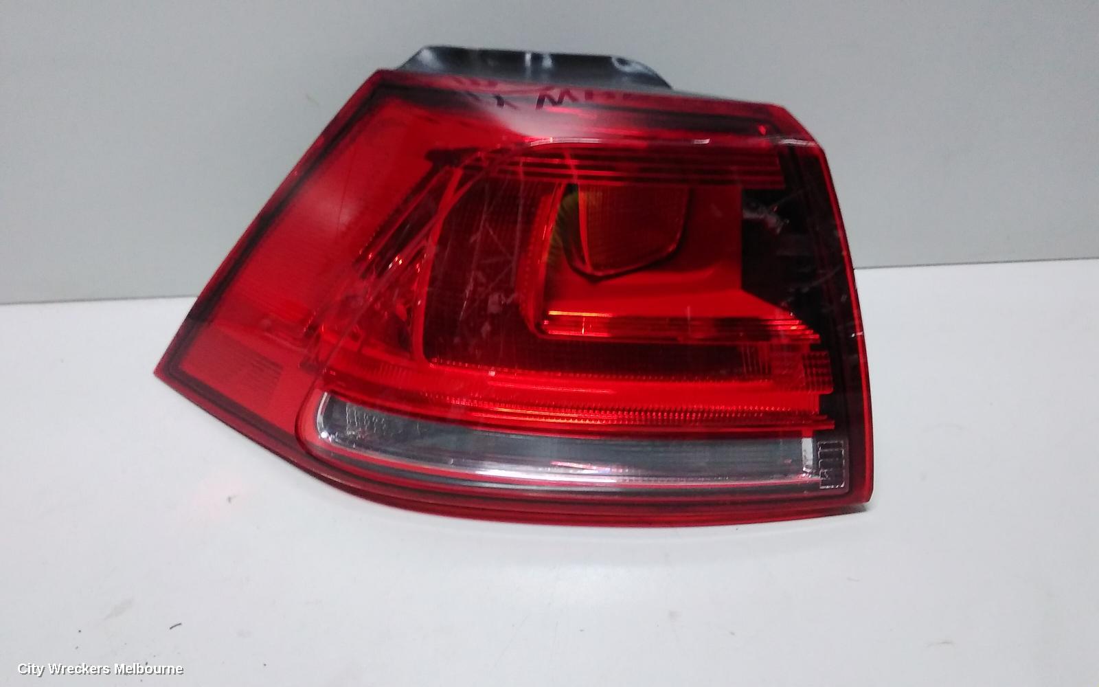 VOLKSWAGEN GOLF LEFT TAILLIGHT, GEN 7, HATCH, STANDARD, NON LED TYPE, 03/2013 - 03/2017 - Image 2