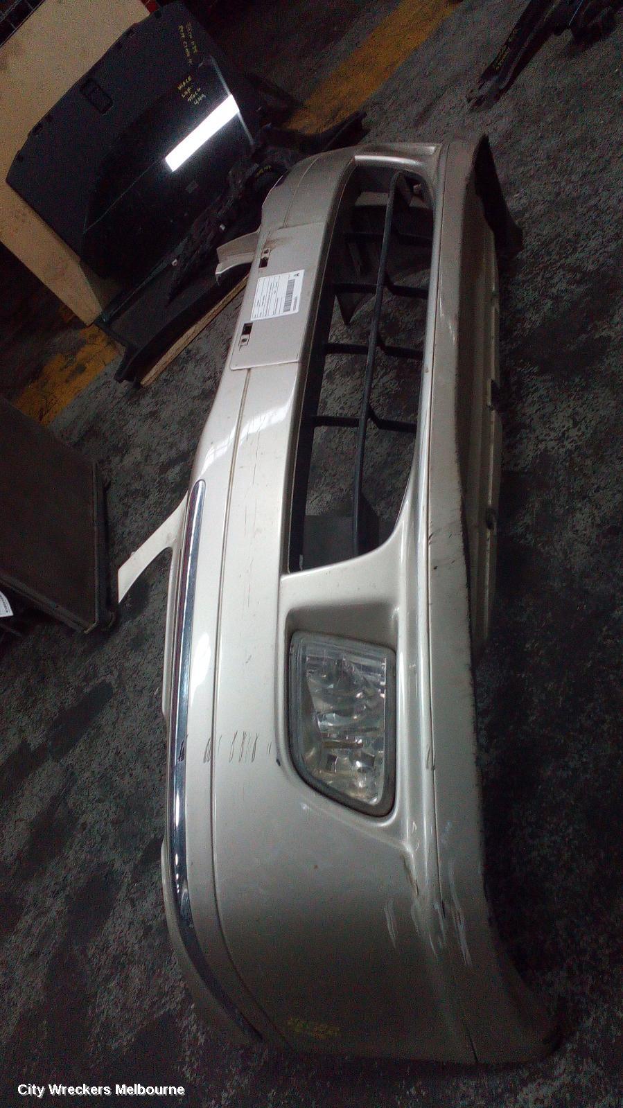 HONDA ODYSSEY FRONT BUMPER, RA8, ABSOLUTE ROUND FOGLAMP TYPE, 04/2000 - 05/2004 - Image 3