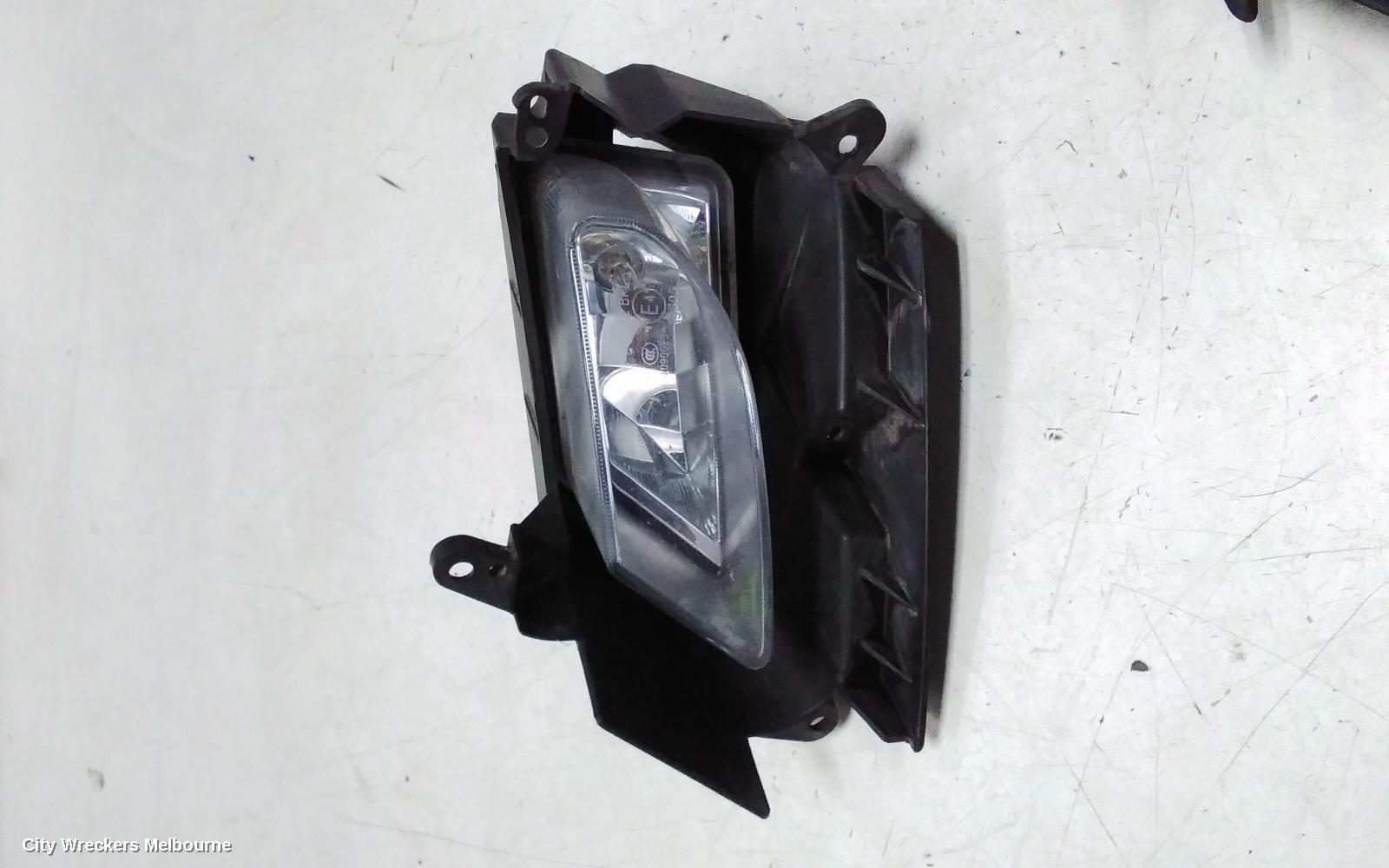 MAZDA 3 LEFT INDICATOR/FOG/SIDE, BUMPER FOGLAMP, 2.0, PETROL, NEO/MAXX, BL, 04/2009 - 08/2011 - Image 2