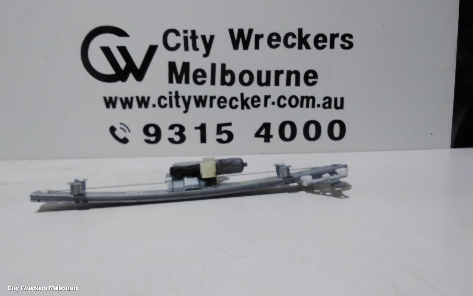 RENAULT KALEOS RIGHT FRONT WINDOW REG/MOTOR, XZG, 05/2016 ONWARDS - Image 2
