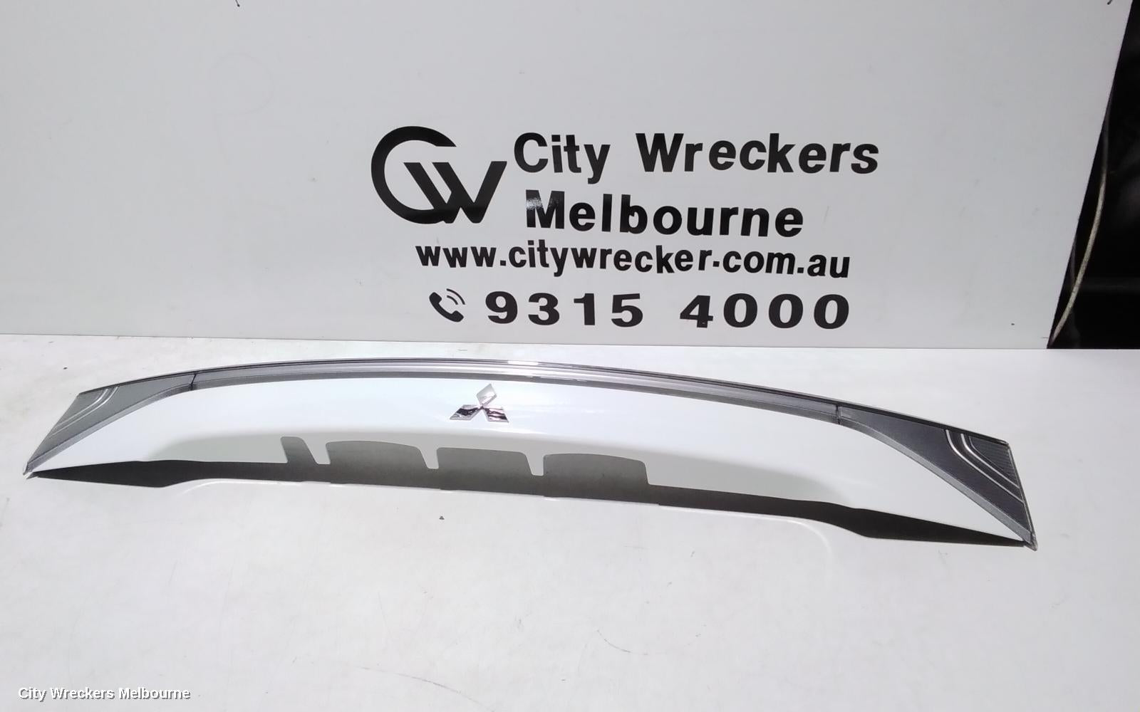 MITSUBISHI OUTLANDER REAR GARNISH, TAILGATE GARNISH (CENTRE), ZJ, ES, 10/2012 - 03/2015 - Image 1
